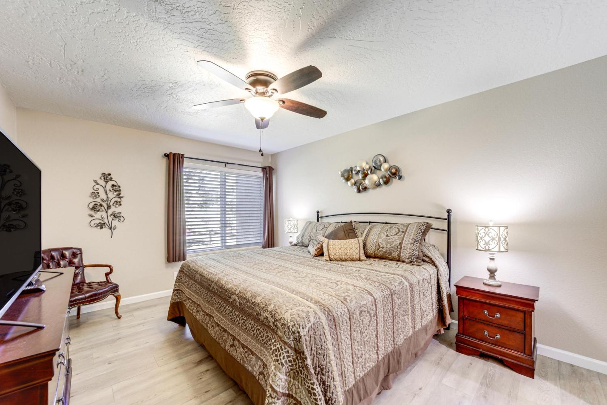 Mtn Views, Balcony And Hot Tub Access Apartment