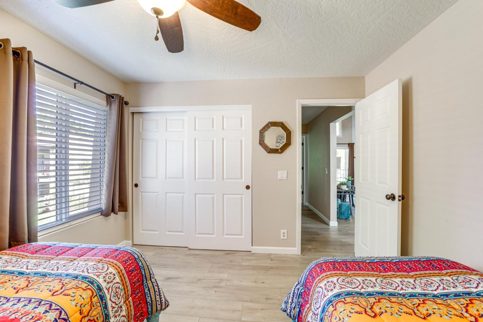 Apartment Mtn Views, Balcony And Hot Tub Access
