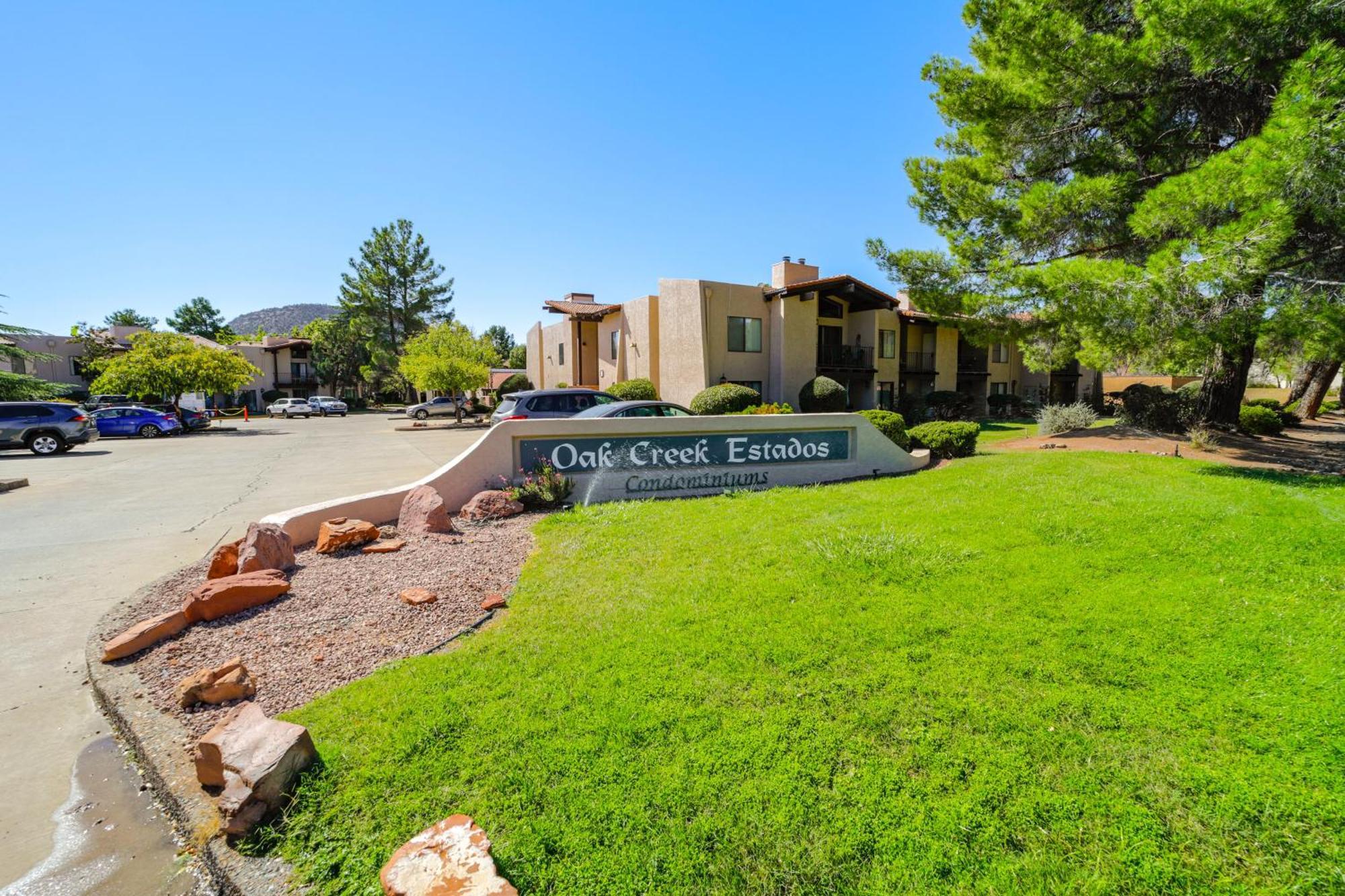 Mtn Views, Balcony And Hot Tub Access Apartment Sedona