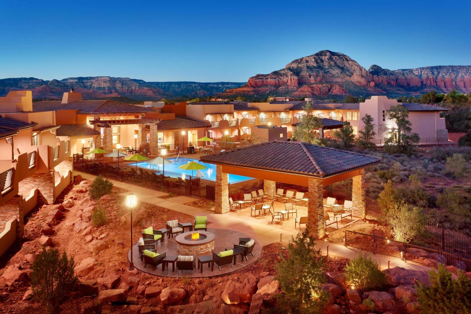 Courtyard By Marriott 3*