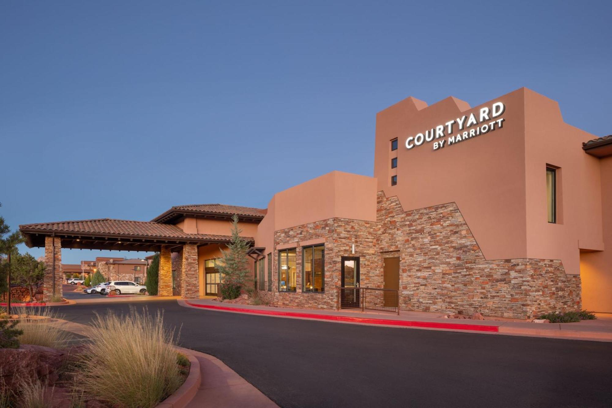 Courtyard By Marriott