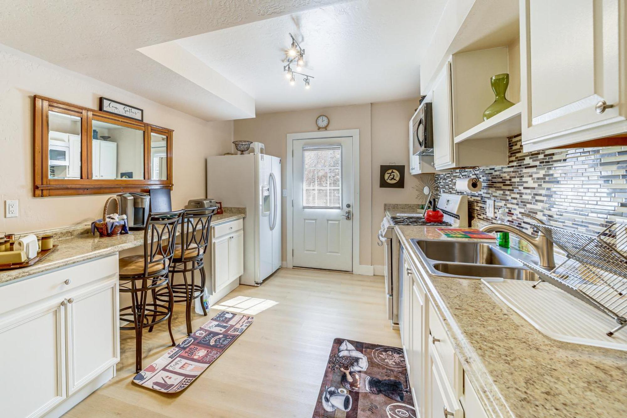 Apartment Pet-friendly Getaway - 10 Mi To Downtown