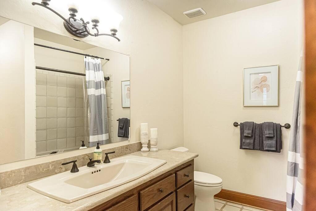 Villa Majestic Creekside Escape With Pool, Spa, Sauna, Gym Sedona