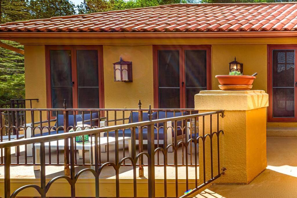 Villa Majestic Creekside Escape With Pool, Spa, Sauna, Gym *