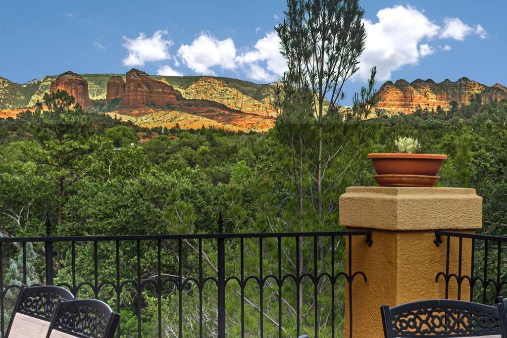 Majestic Creekside Escape With Pool, Spa, Sauna, Gym Villa Sedona