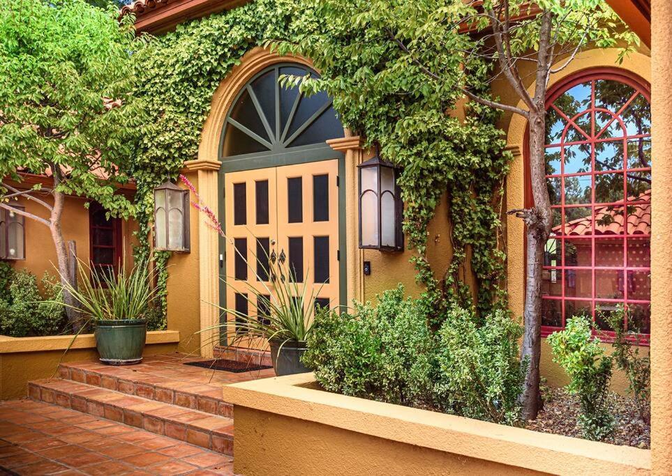 Majestic Creekside Escape With Pool, Spa, Sauna, Gym Villa Sedona
