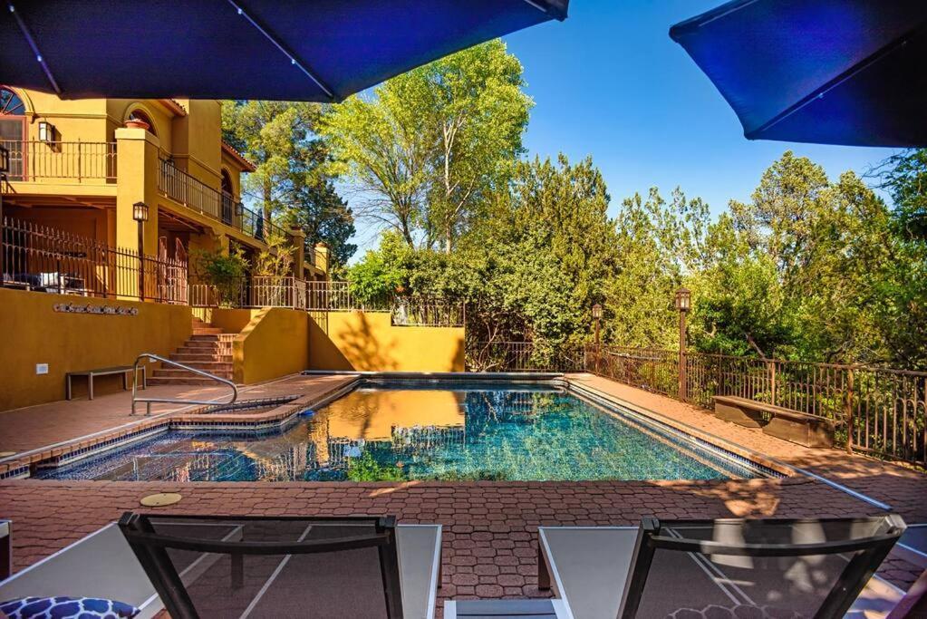 Majestic Creekside Escape With Pool, Spa, Sauna, Gym Sedona