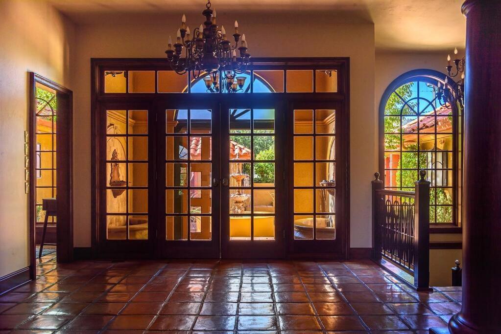 Majestic Creekside Escape With Pool, Spa, Sauna, Gym Villa Sedona