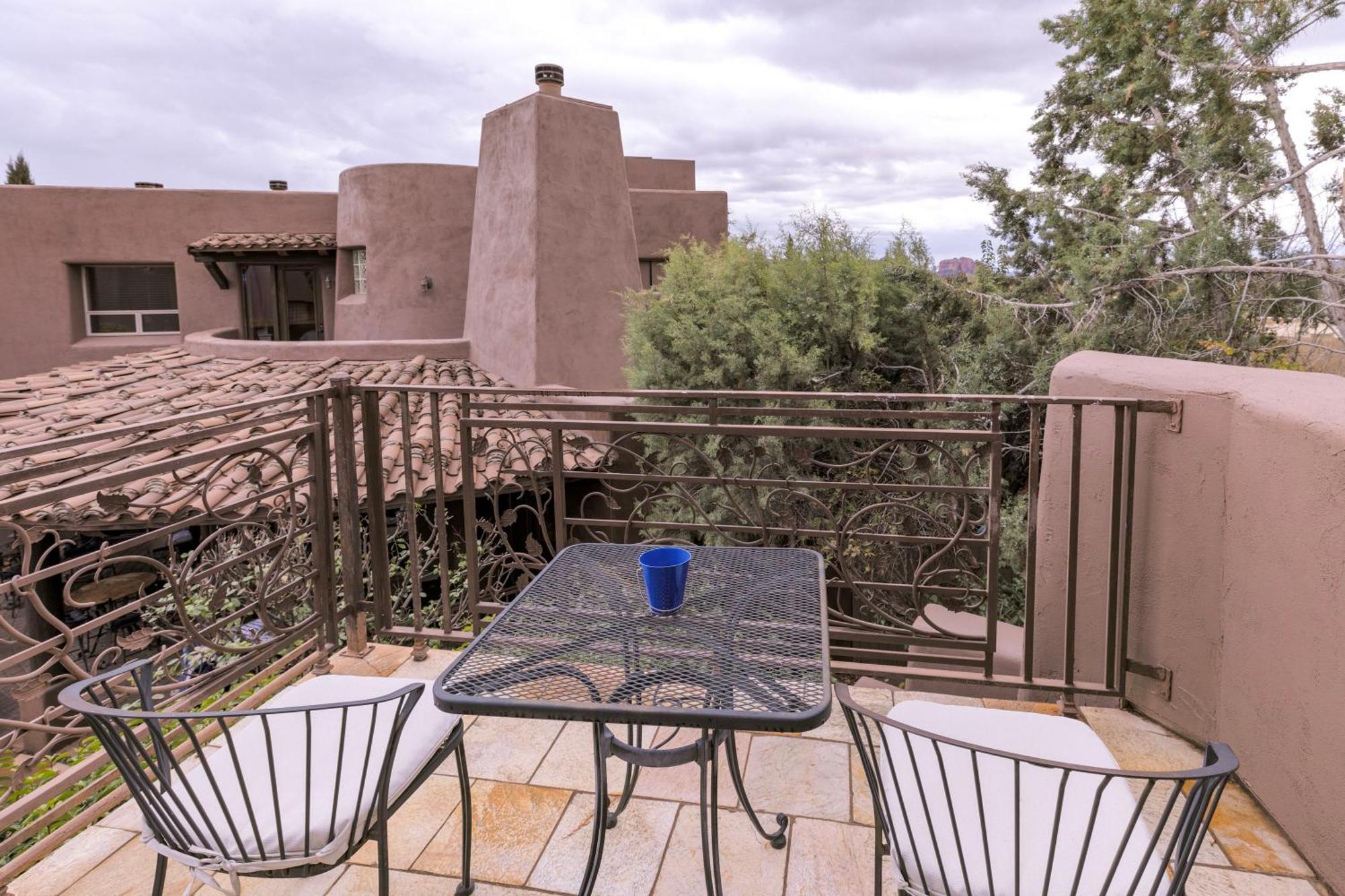 Hotel Adobe Grand