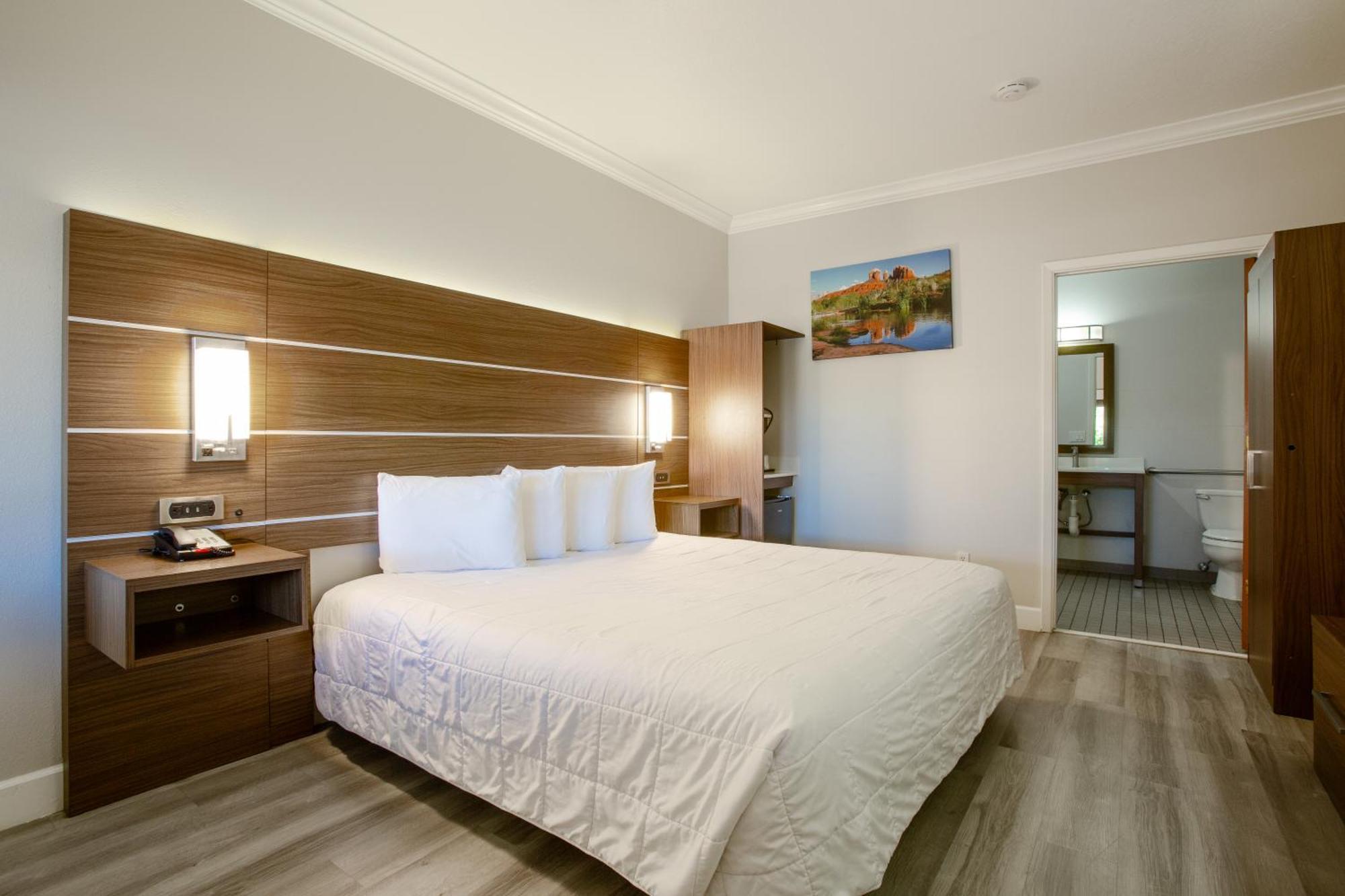 Hotel Wildflower At Bell Rock 3*