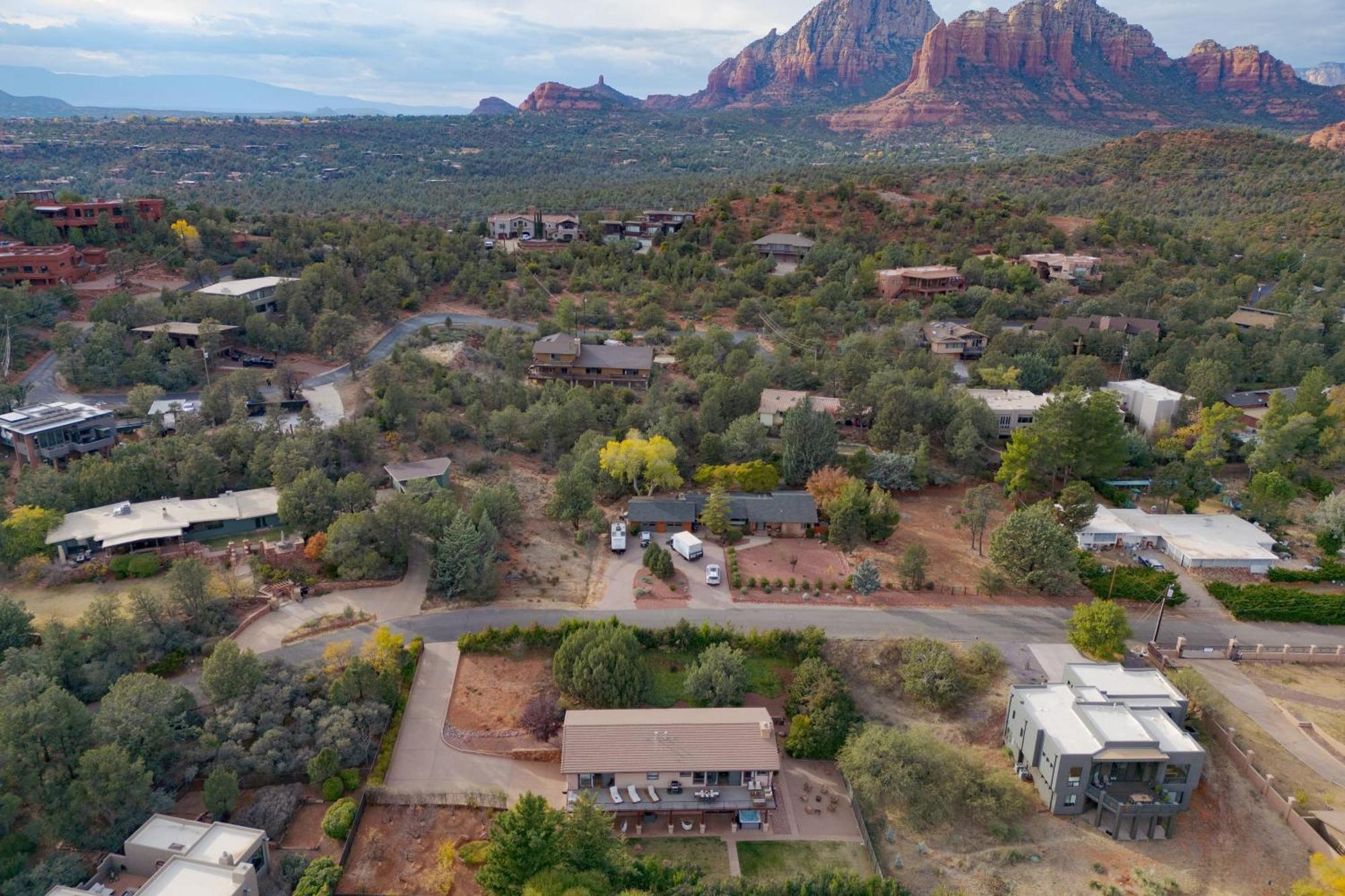 Sunrise By Avantstay Majestic Red Rocks Views~walk To Jordan Trailhead~peloton Bike~hot Tub~wifi