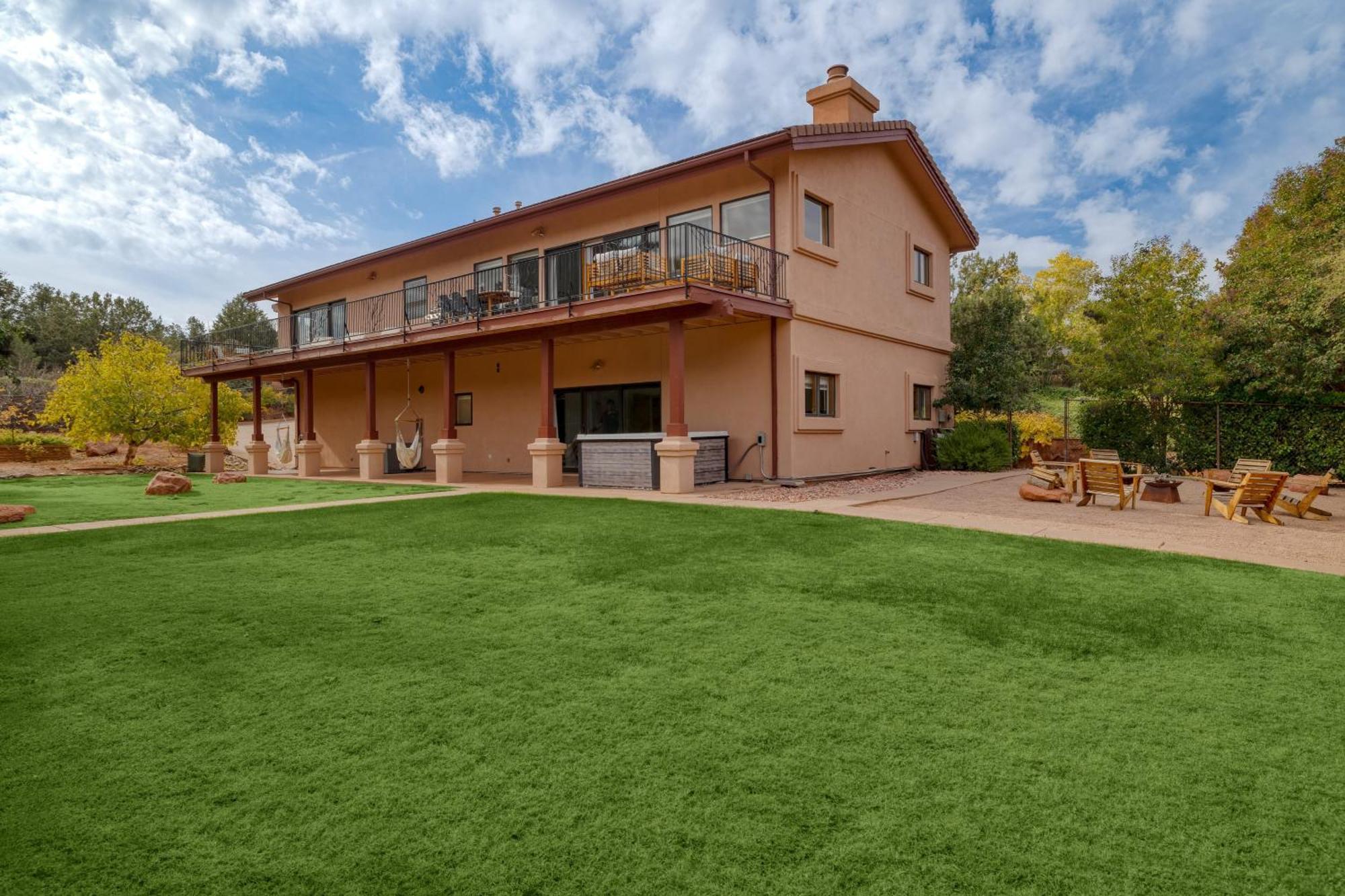 Sunrise By Avantstay Majestic Red Rocks Views~walk To Jordan Trailhead~peloton Bike~hot Tub~wifi Holiday home Sedona