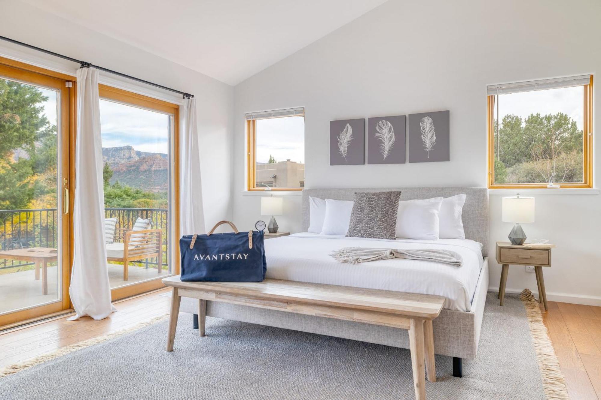 Sunrise By Avantstay Majestic Red Rocks Views~walk To Jordan Trailhead~peloton Bike~hot Tub~wifi Holiday home *
