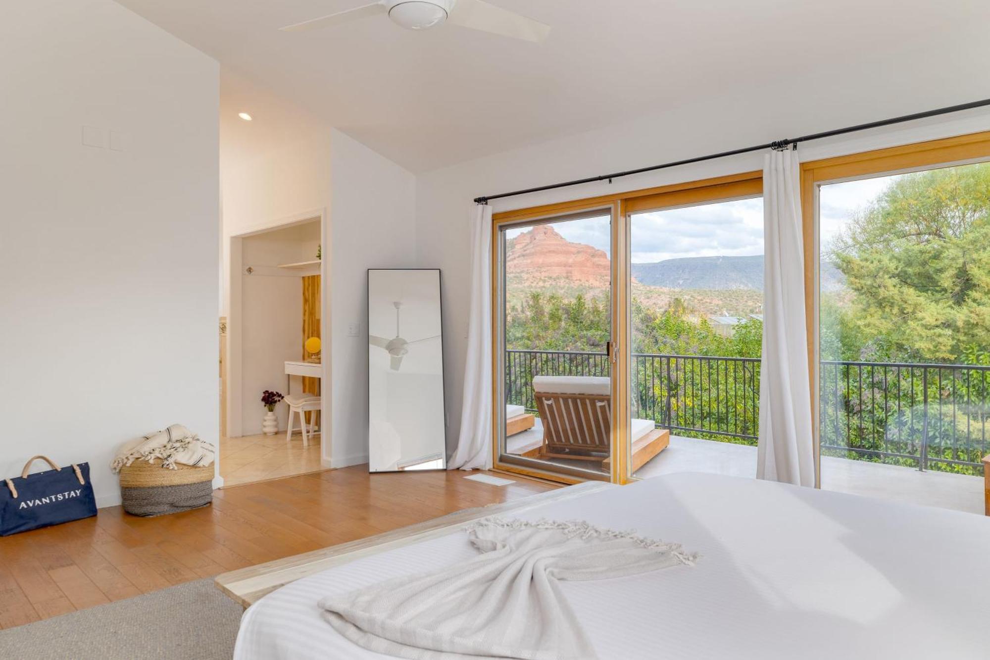Sunrise By Avantstay Majestic Red Rocks Views~walk To Jordan Trailhead~peloton Bike~hot Tub~wifi *