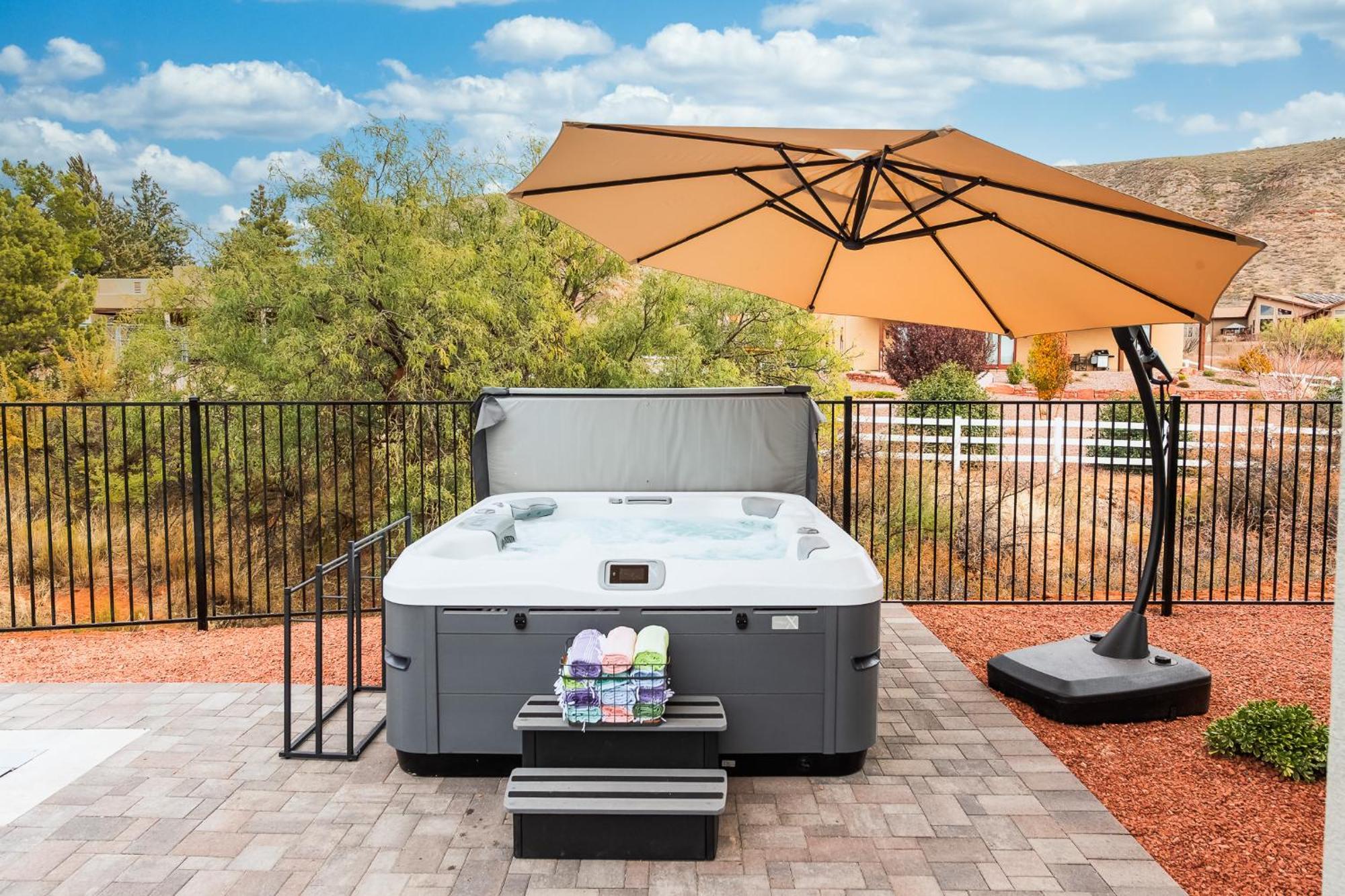 Villa Sanctuary Luxury Pool & *
