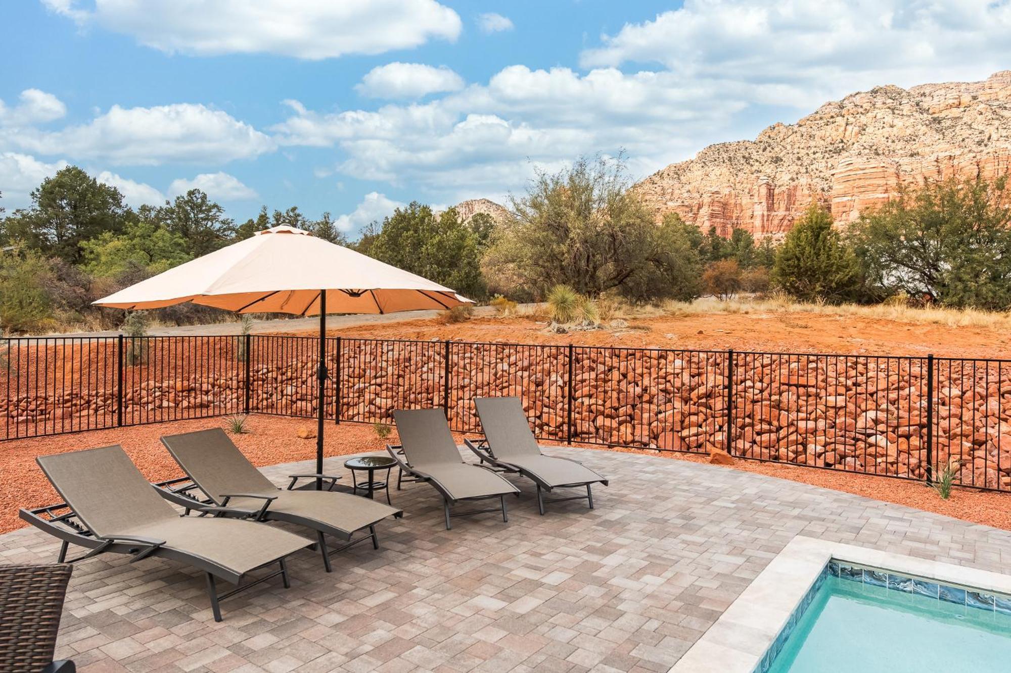Villa Sanctuary Luxury Pool &