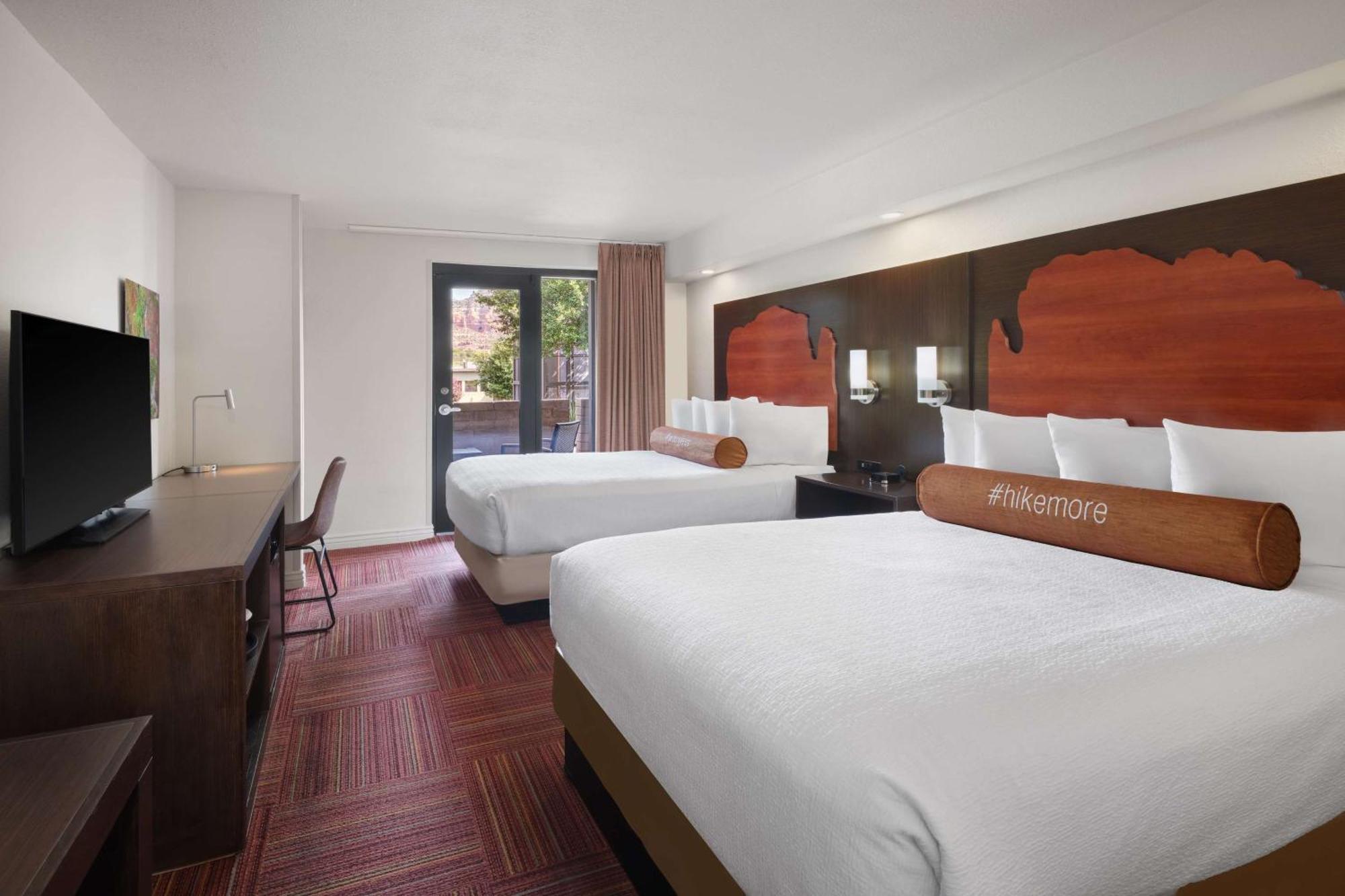 Aiden By Western Hotel