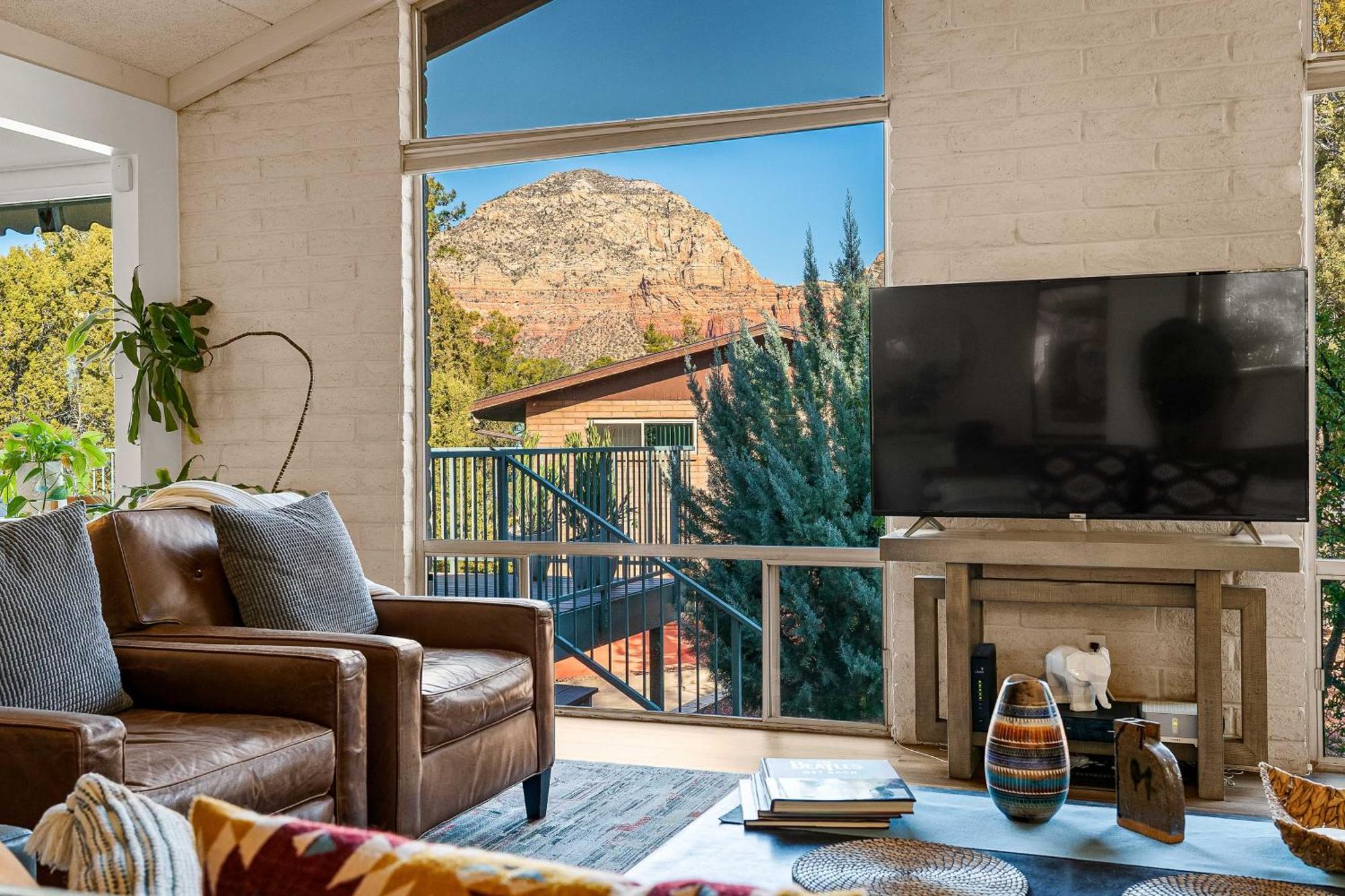 Secluded Retreat With Red Rock Views! Holiday home Sedona