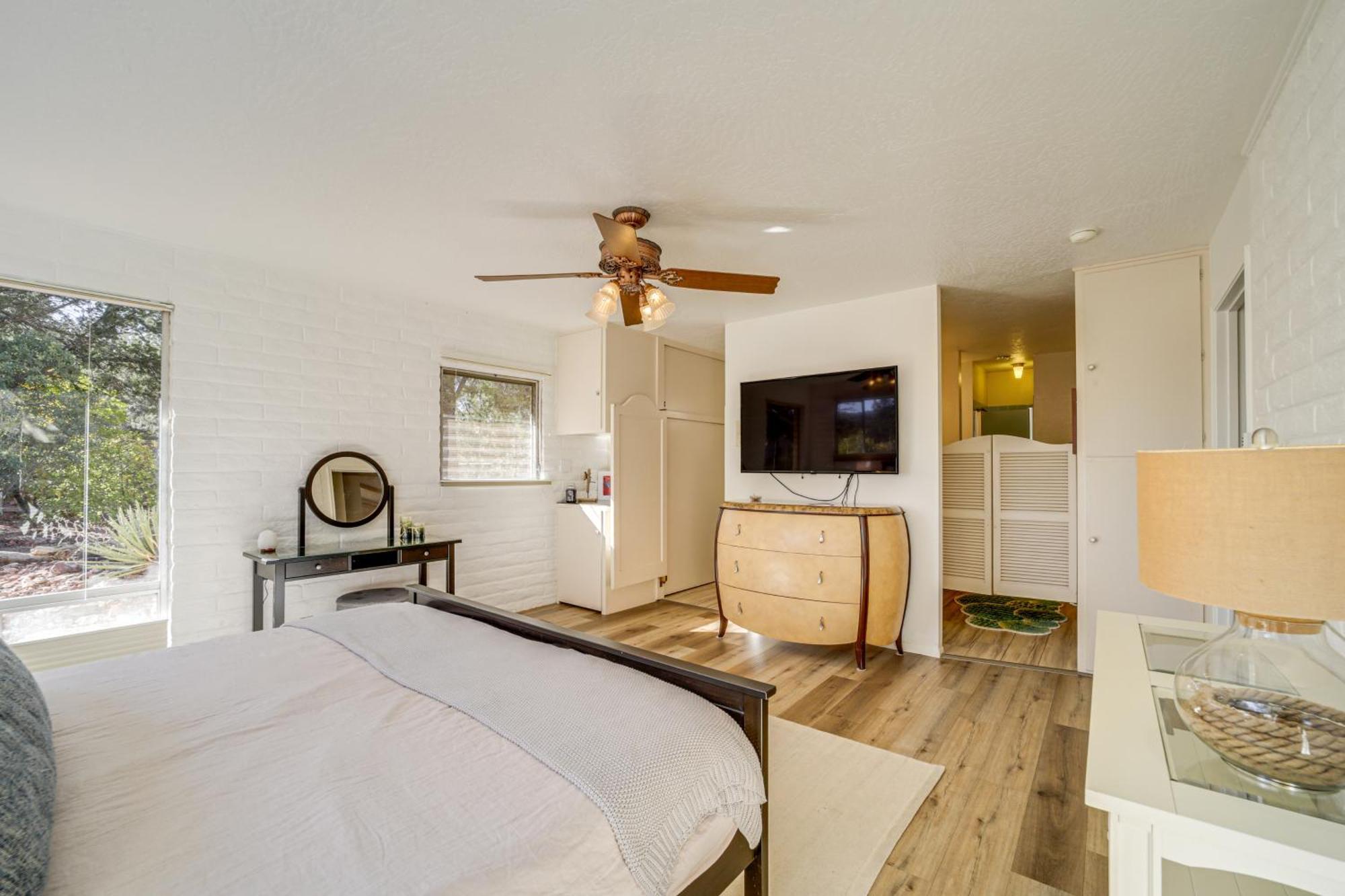Secluded Retreat With Red Rock Views! Holiday home Sedona
