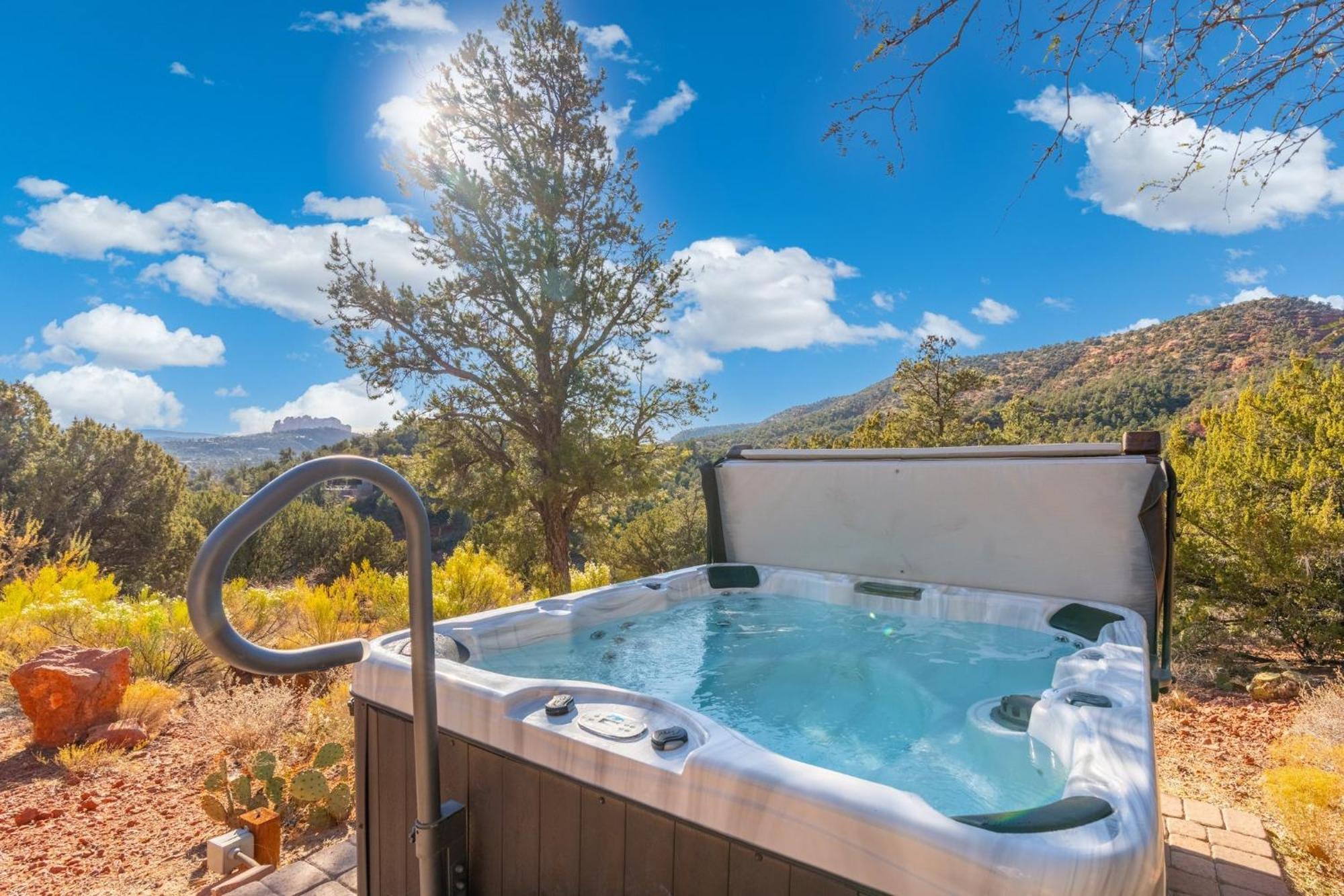 Hot Tub Game Stargazing And Mountain Views At Happy Javelina Holiday home *