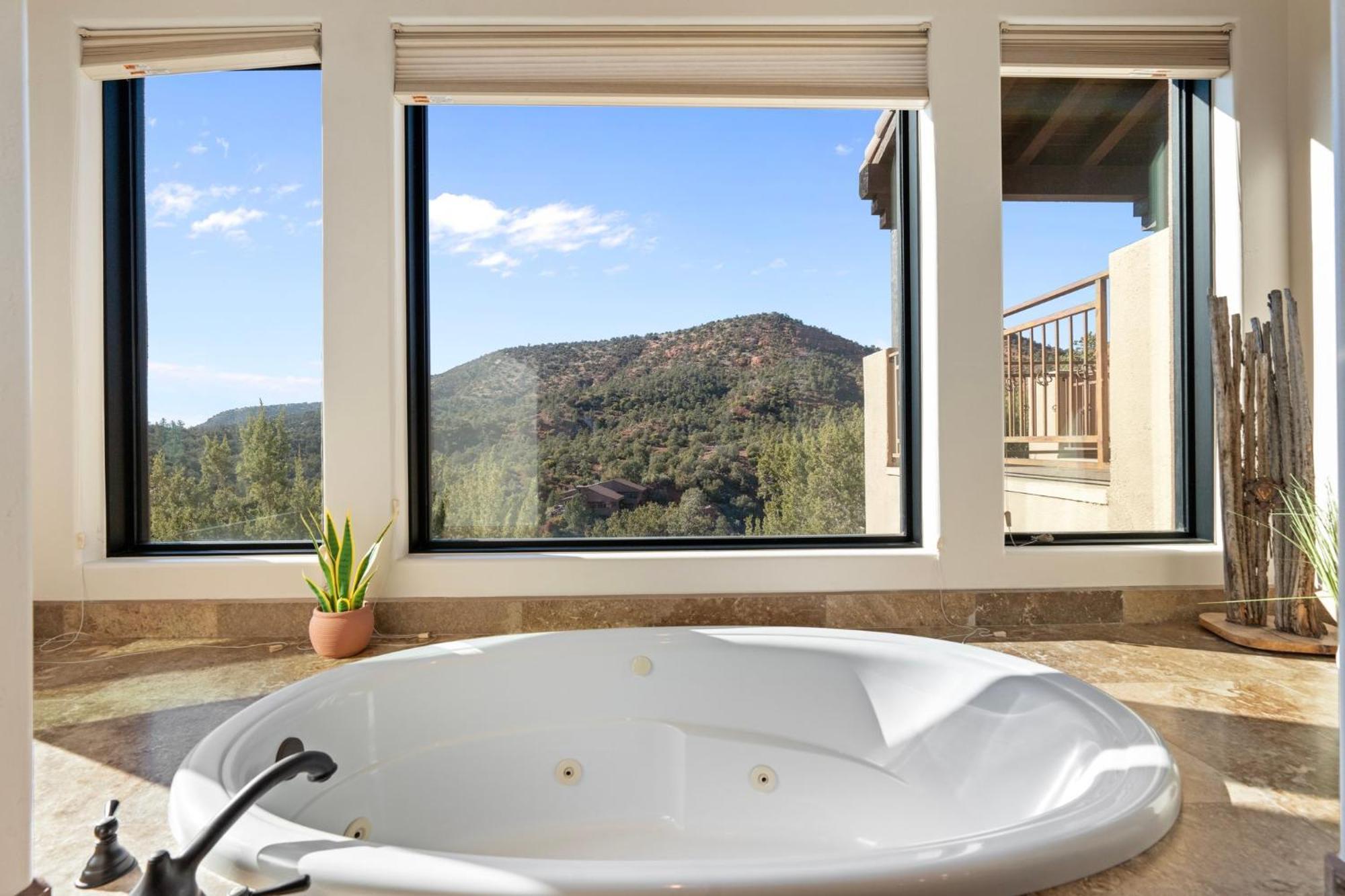 Hot Tub Game Stargazing And Mountain Views At Happy Javelina *