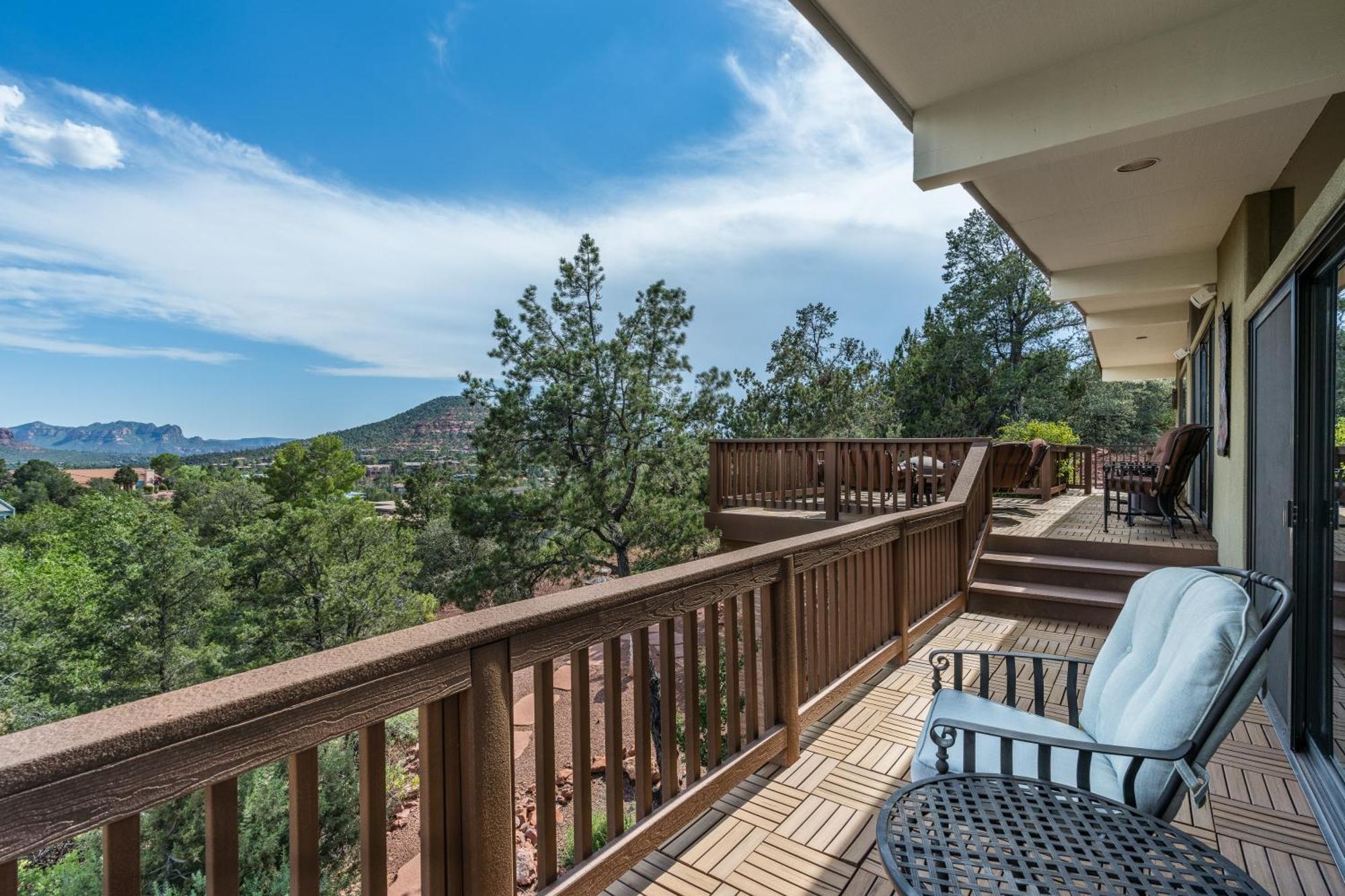 Manzanita - Omg Amazing Views Hot Tub Walking Distance To Uptowns Restaurants Shops