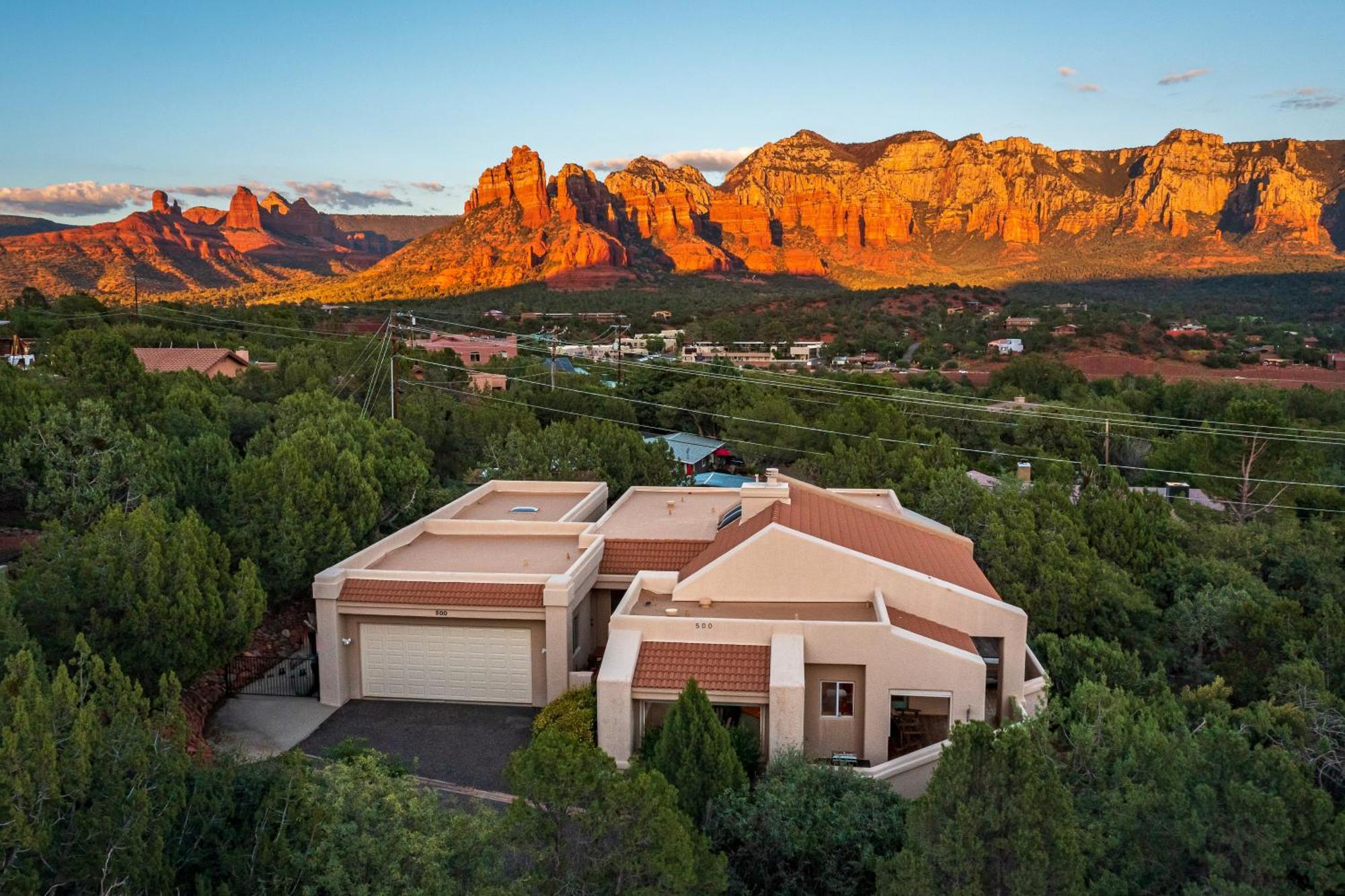 Holiday home Craigmont Retreat Awe Red Rocks Views Exquisite Decor Above Tlaquepaque