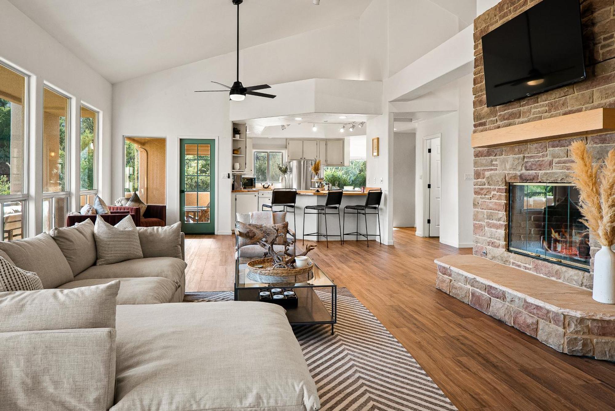 Craigmont Retreat Awe Red Rocks Views Exquisite Decor Above Tlaquepaque Holiday home *