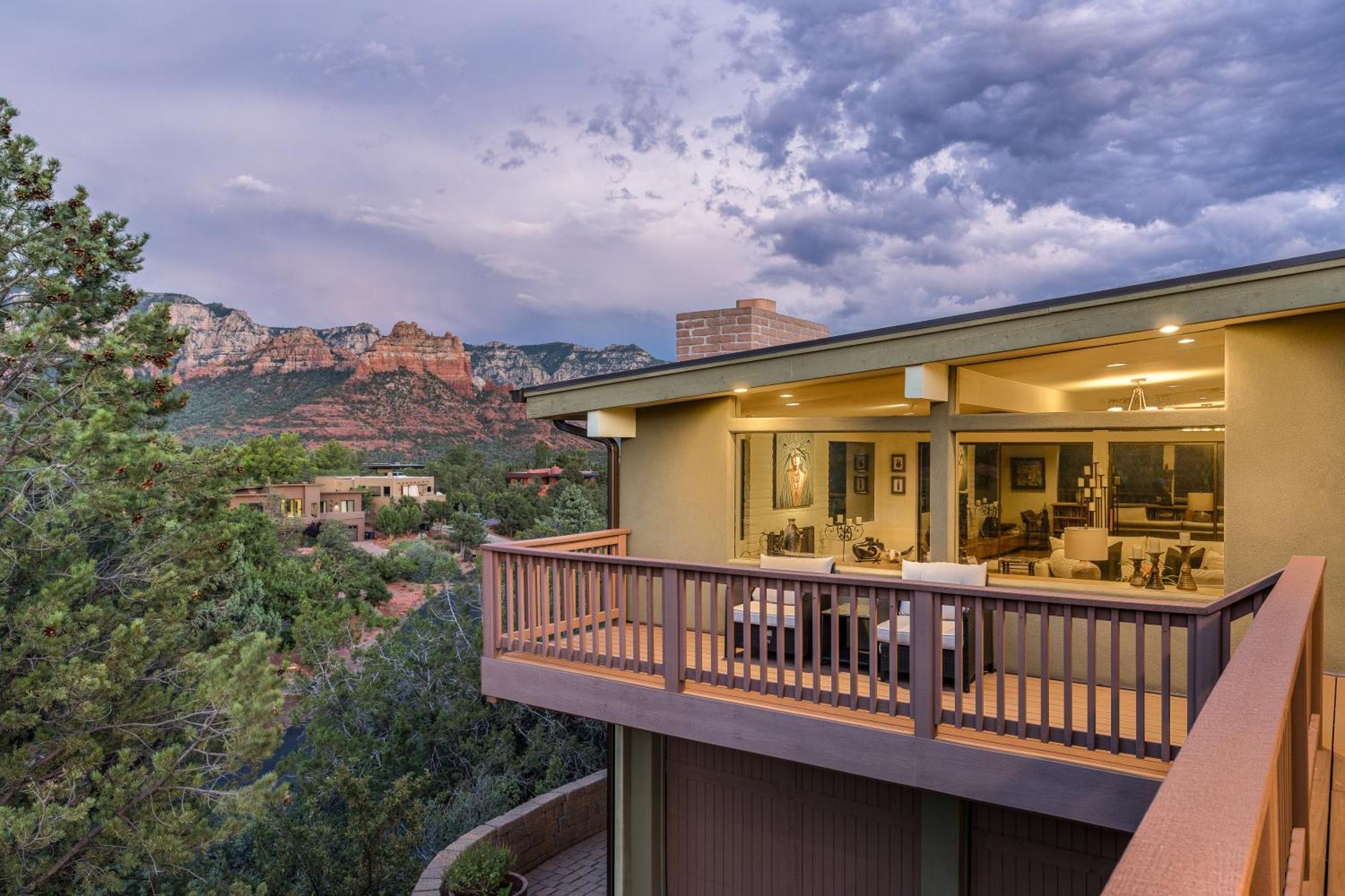 Manzanita - Omg Amazing Views Hot Tub Walking Distance To Uptowns Restaurants Shops Holiday home Sedona