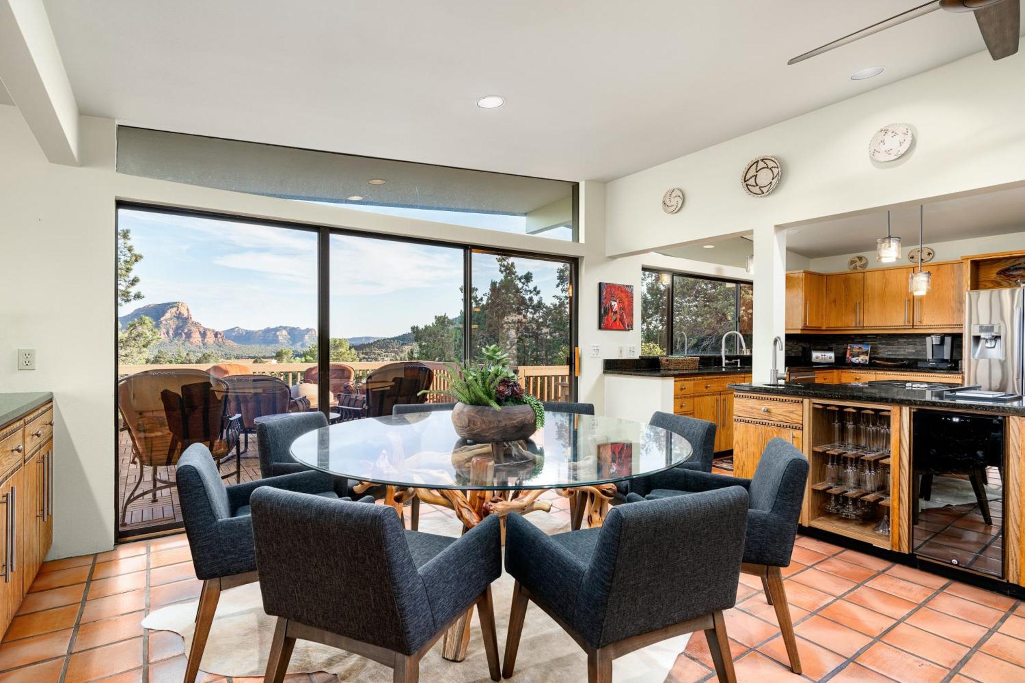 Manzanita - Omg Amazing Views Hot Tub Walking Distance To Uptowns Restaurants Shops