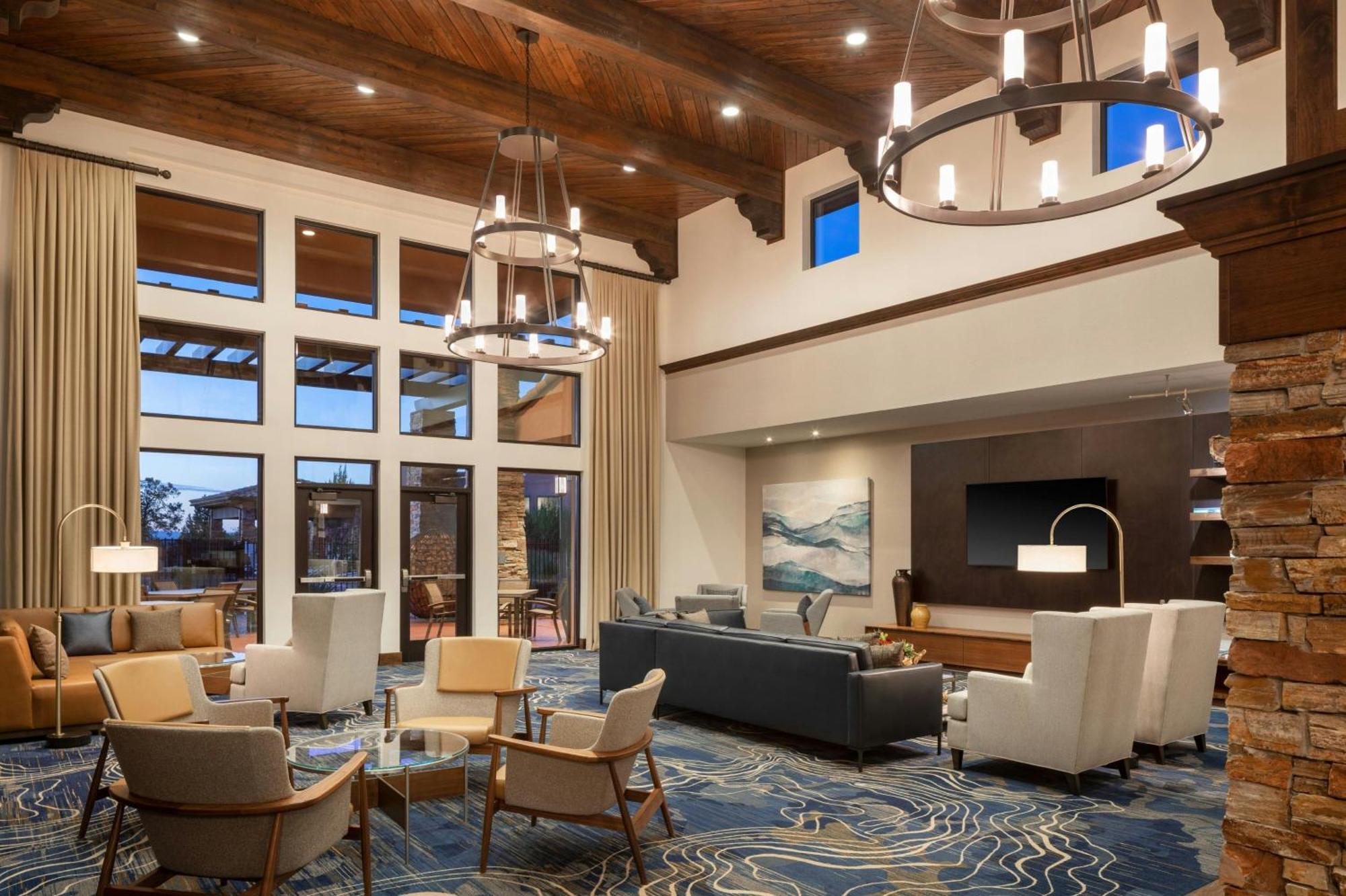 Courtyard By Marriott 3*