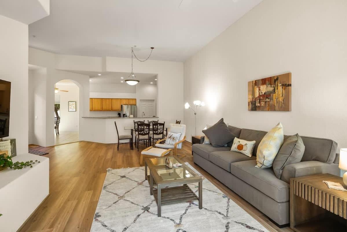 Holiday home Oasis Getaway For Family In Golf Community With & Pool