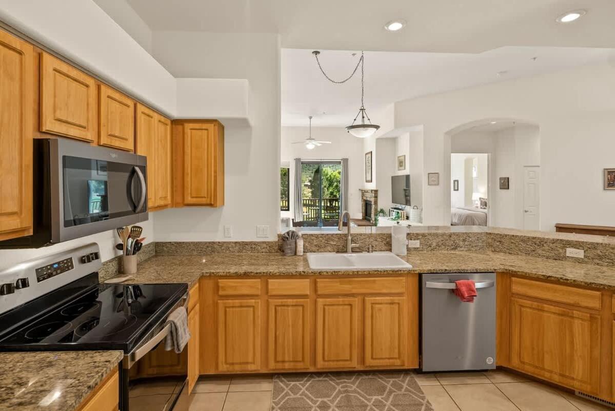 Oasis Getaway For Family In Golf Community With & Pool * Sedona
