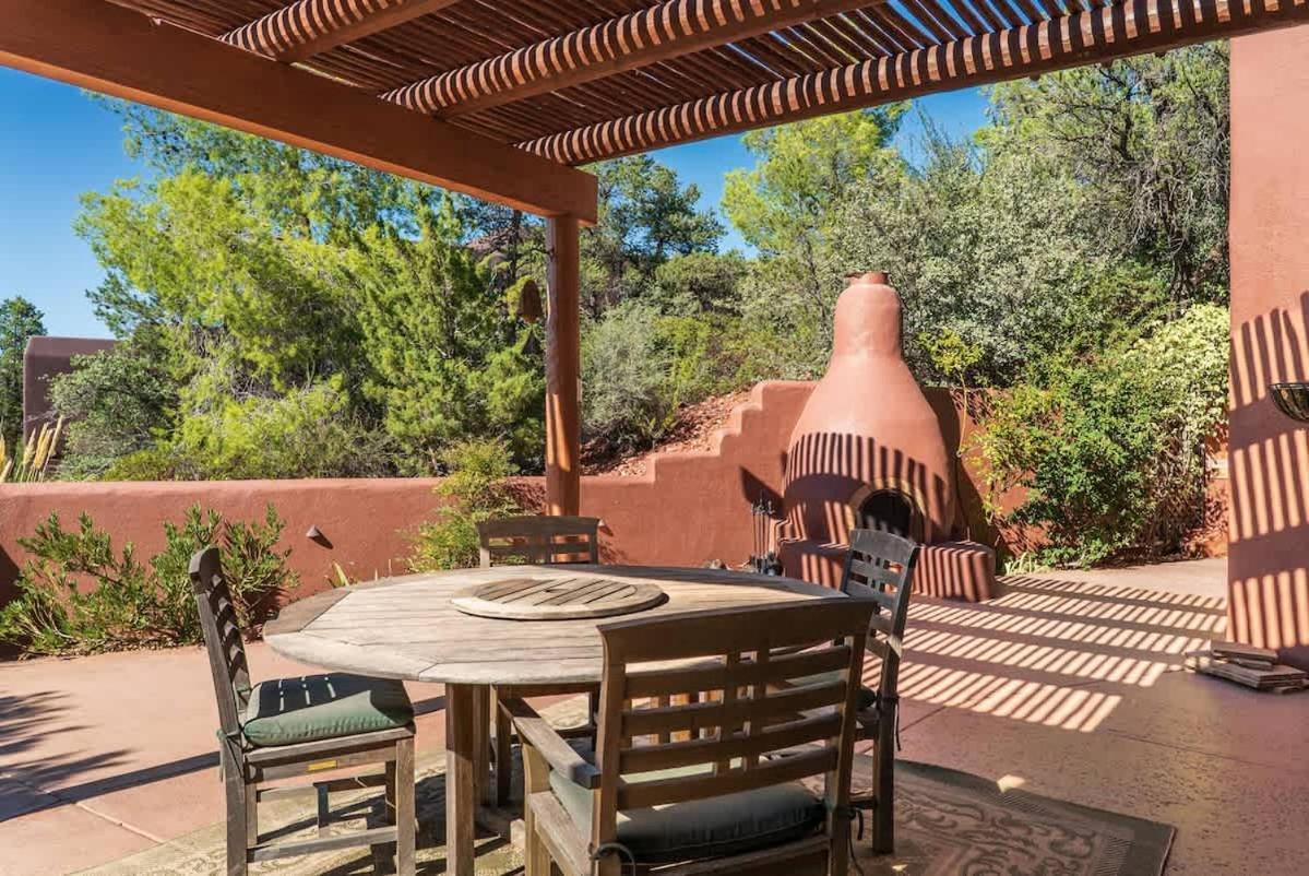 Family Desert - Hot Tub & Scenic Views Holiday home *