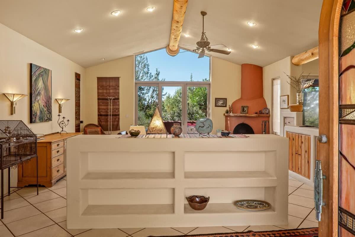 Family Desert - Hot Tub & Scenic Views *