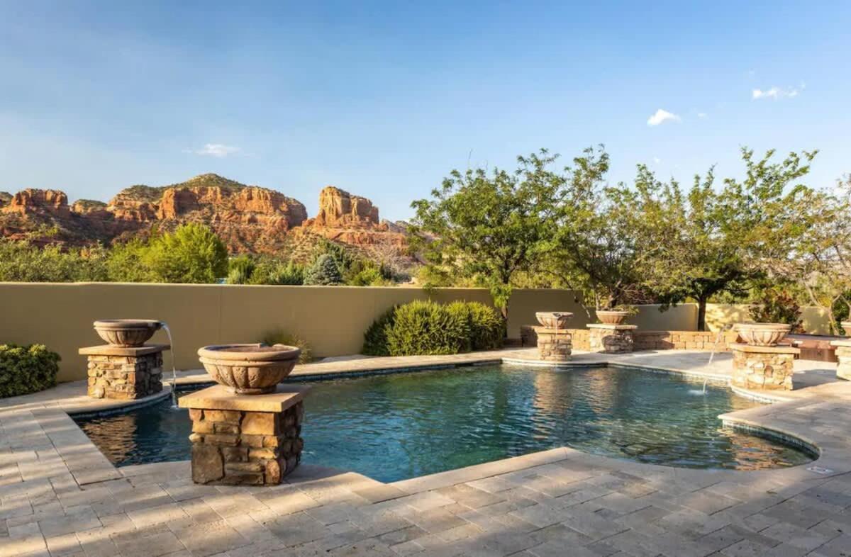 Enchanting With Views And Pool Villa