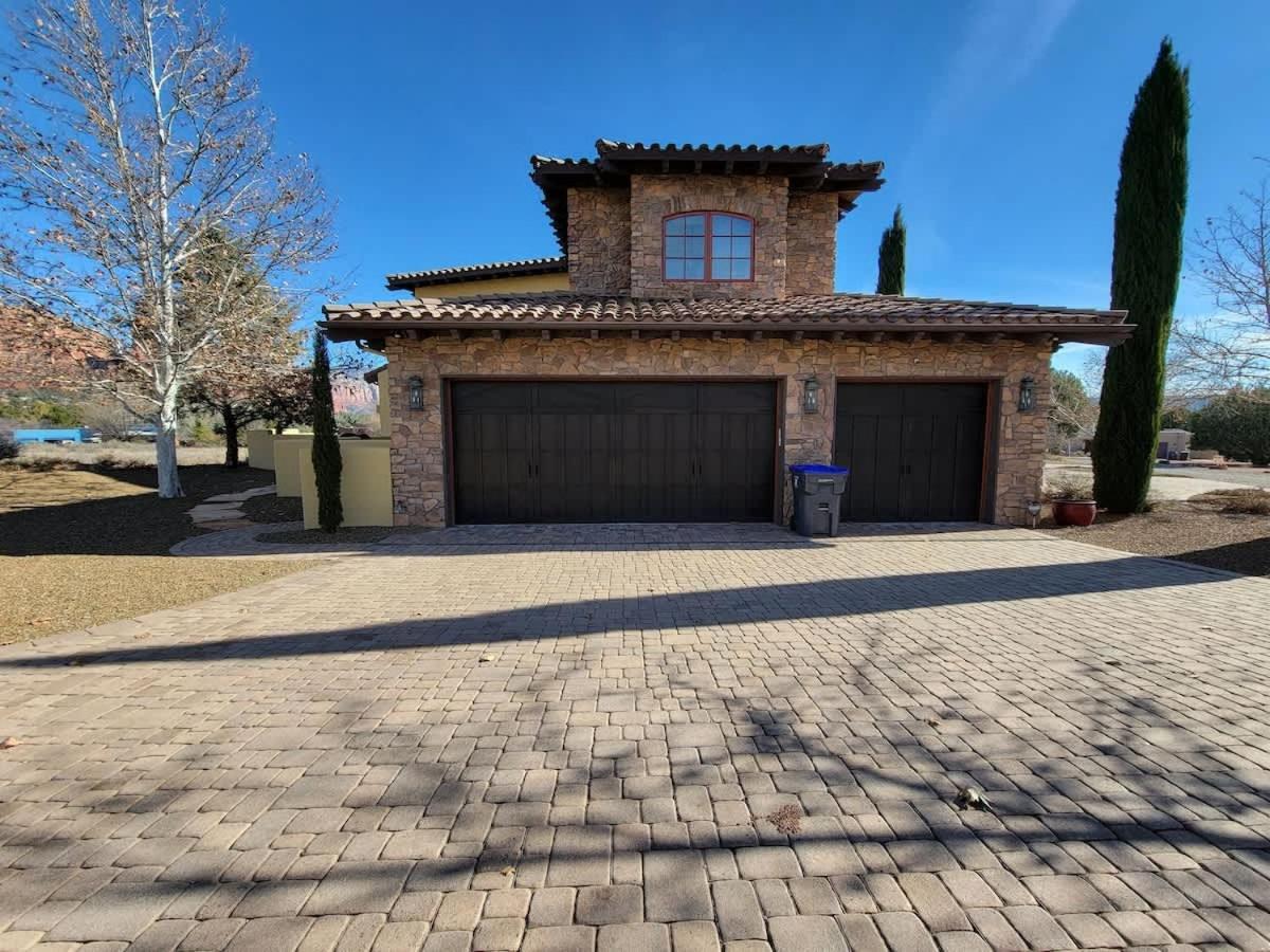 Enchanting With Views And Pool Sedona
