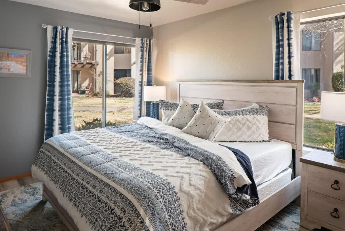 Charming With Community & Pool Sedona