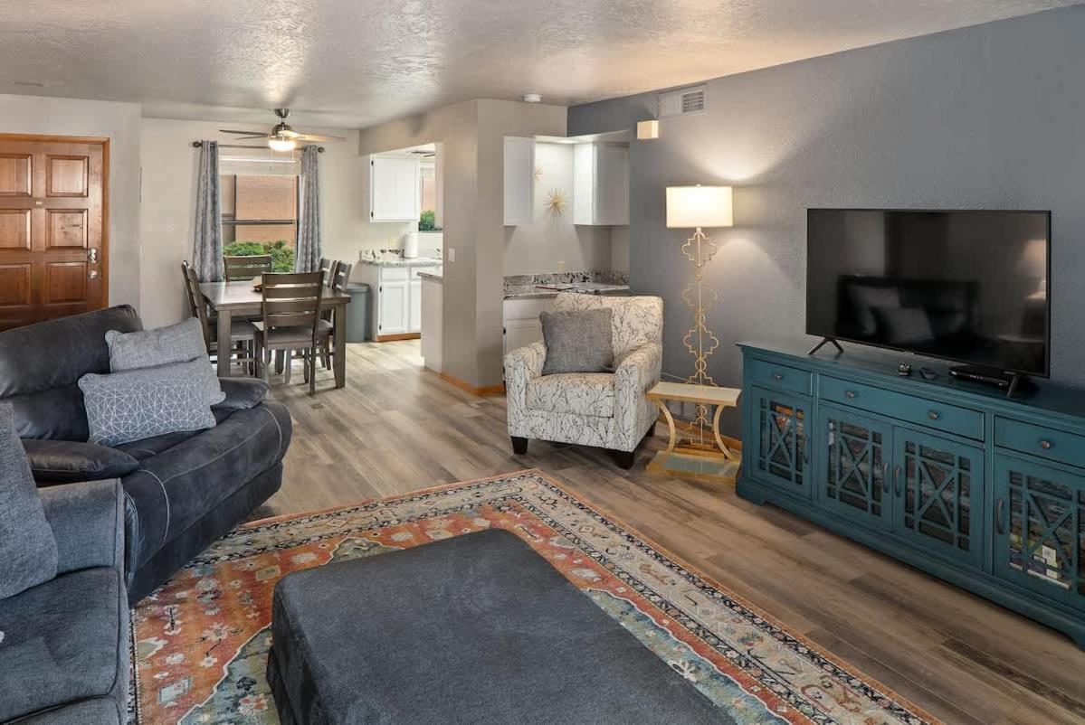 Charming With Community & Pool * Sedona