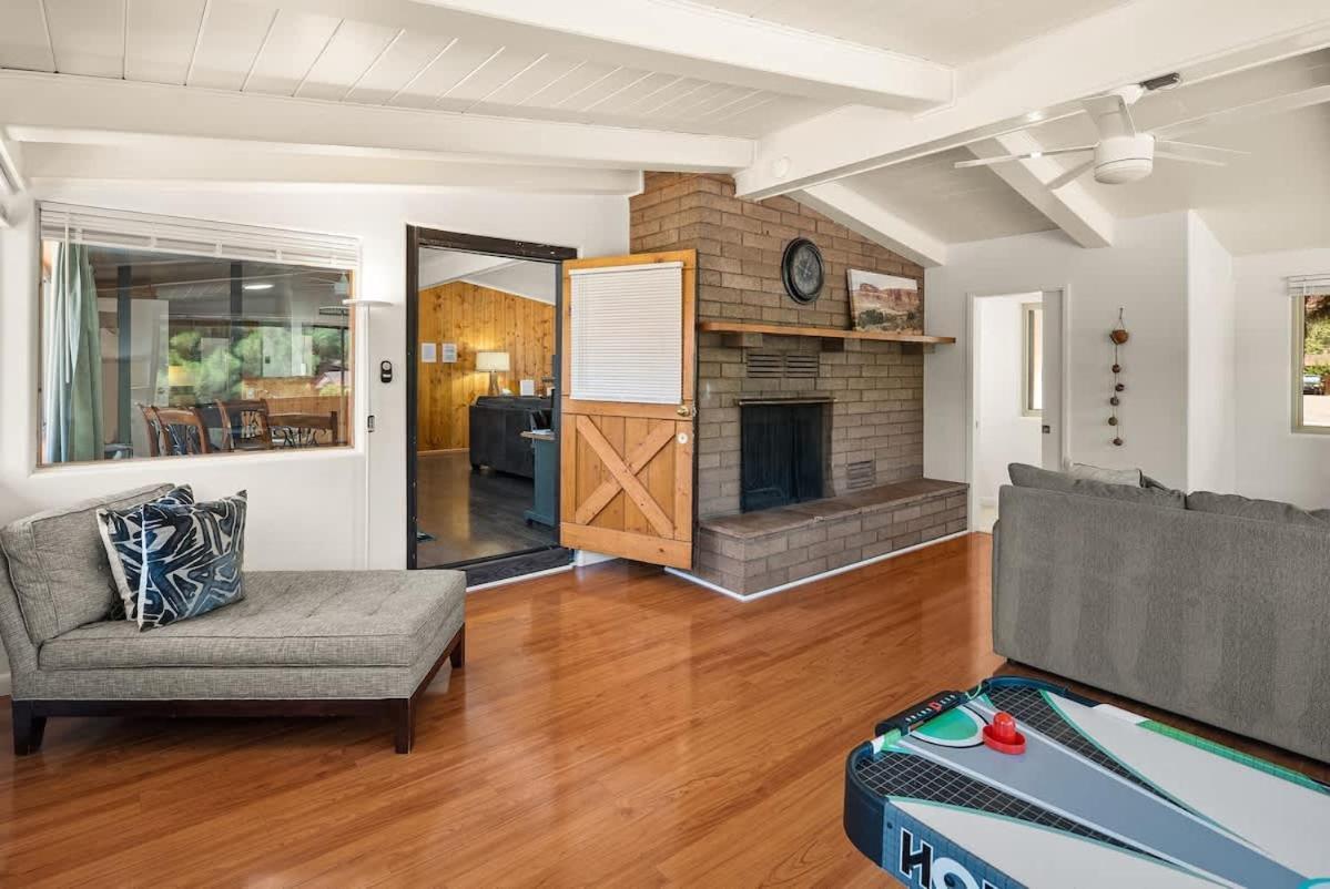 Holiday home Views With Private Hot Tub For The Entire Family