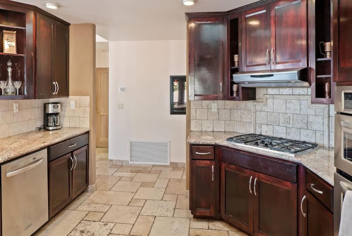 High End Haven For Family - Views Luxury Pool Sedona
