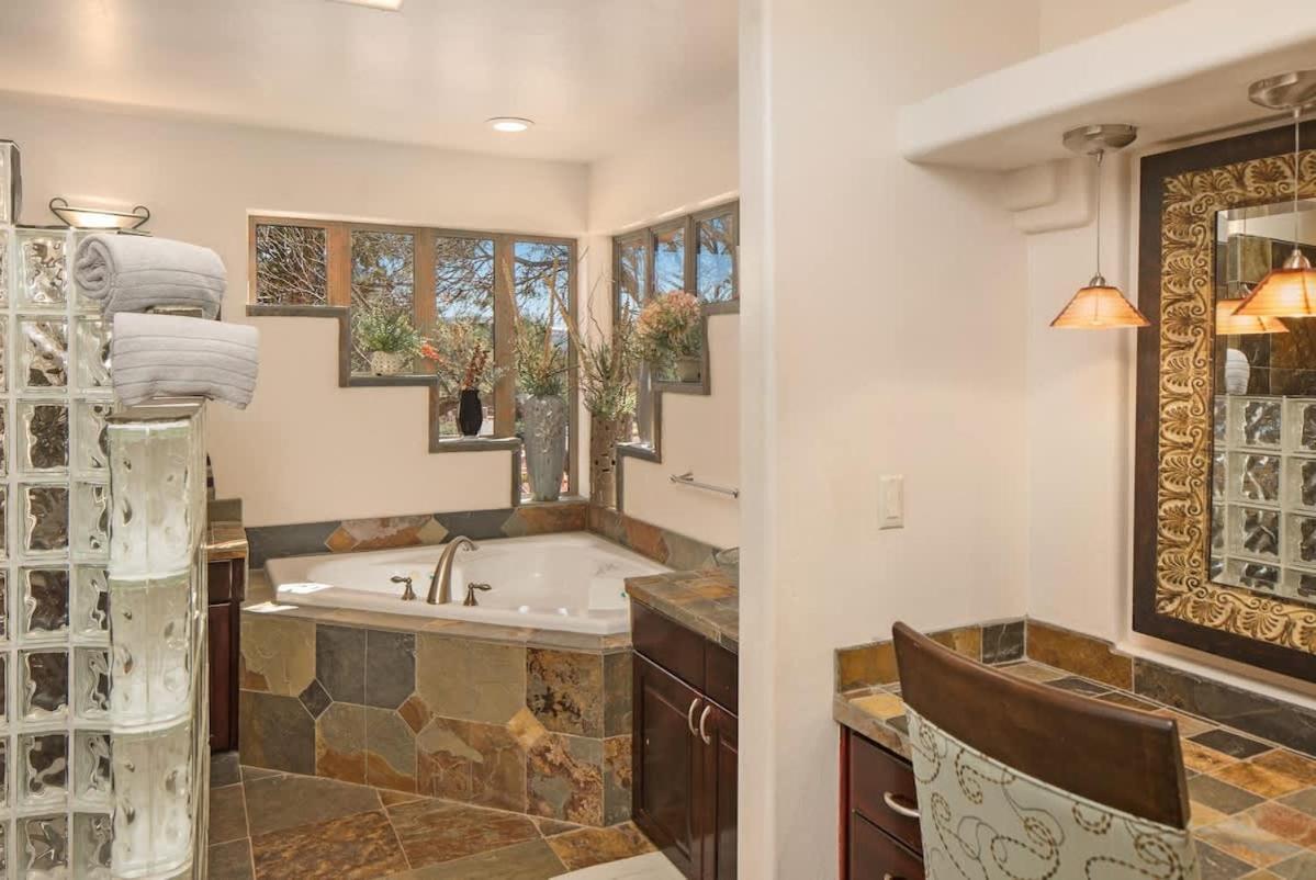 High End Haven For Family - Views Luxury Pool * Sedona