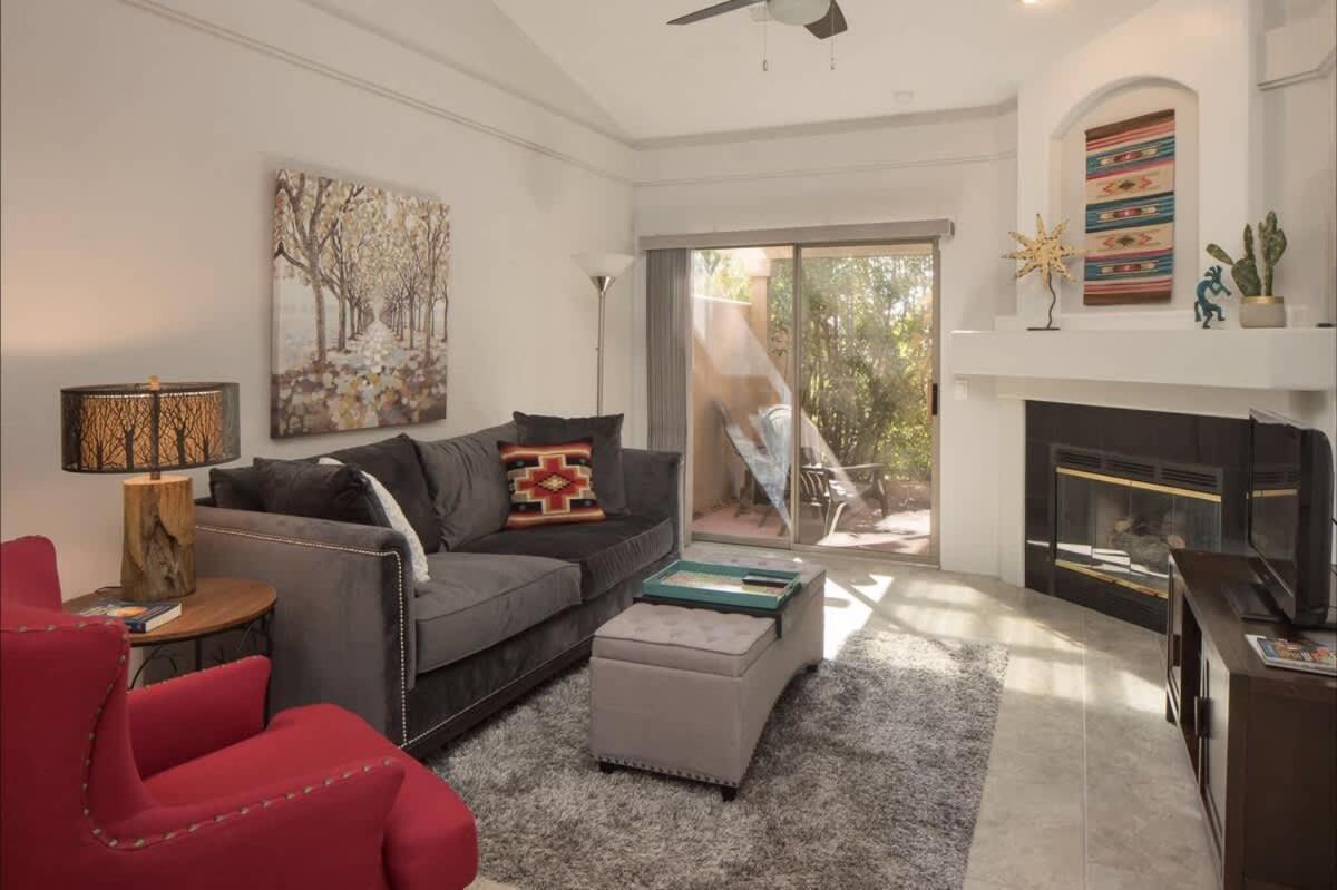 Holiday home Elegant And Updated - In The Heart Of
