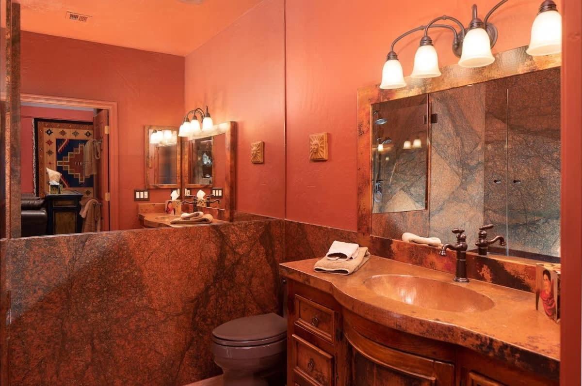 Creative Desert Design A Artistic Retreat