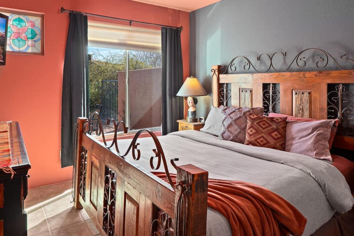 Creative Desert Design A Artistic Retreat *