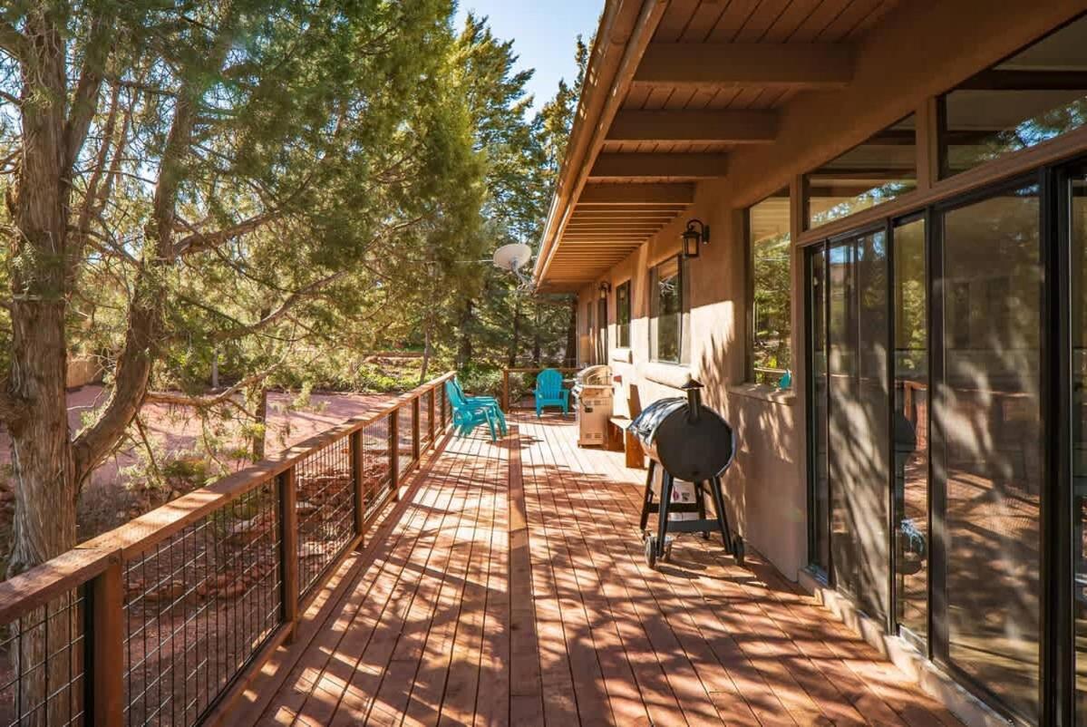 Desert Luxe Design Fun With Amazing Views For Family