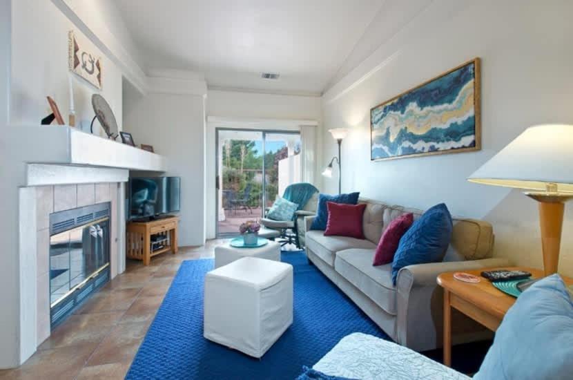 Refreshing Sanctuary With Pool And Hot Tub For Family *