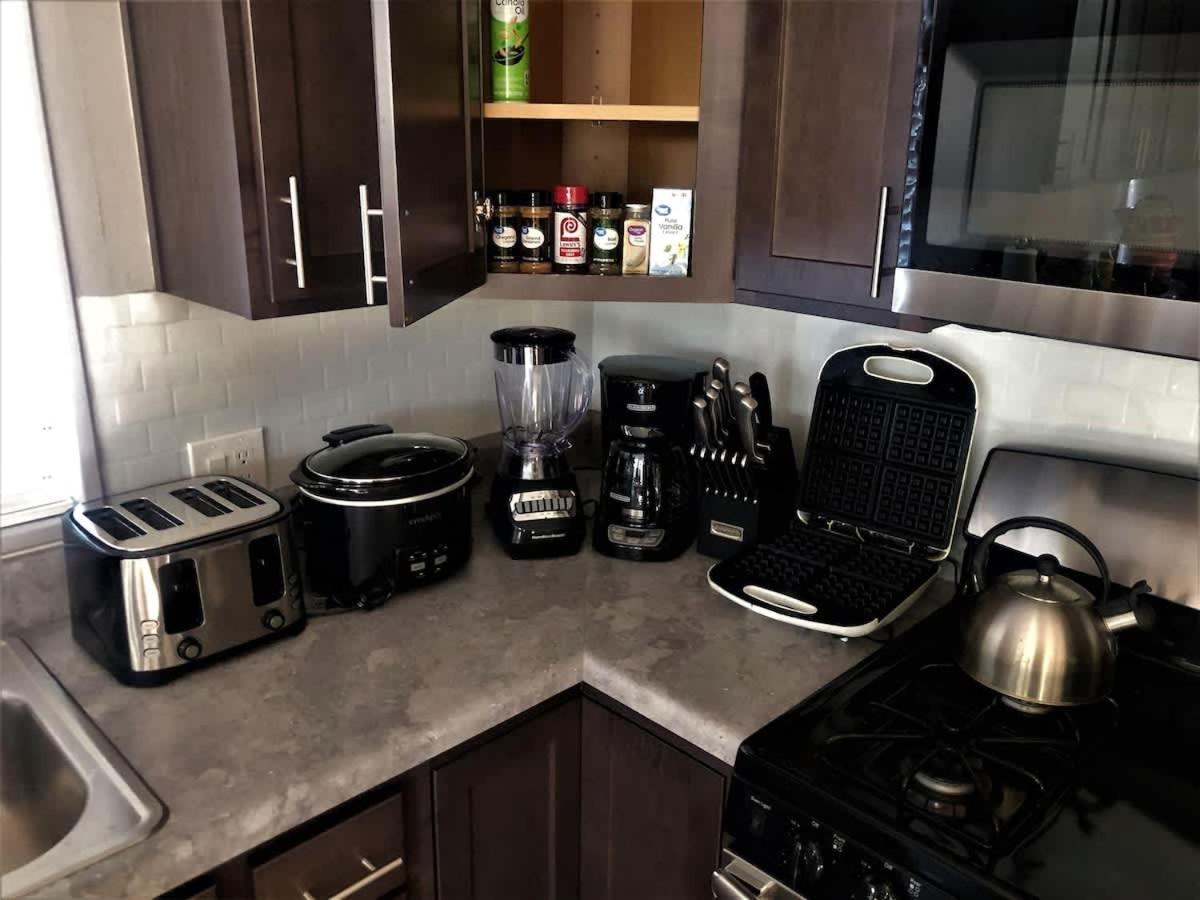 Holiday home Red Rock Getaway With Jacuzzi In West For Family