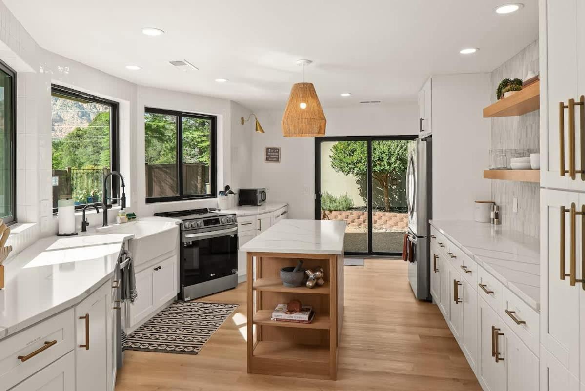 Holiday home Prime Location With Hot Tub Pool And Views For Family Sedona