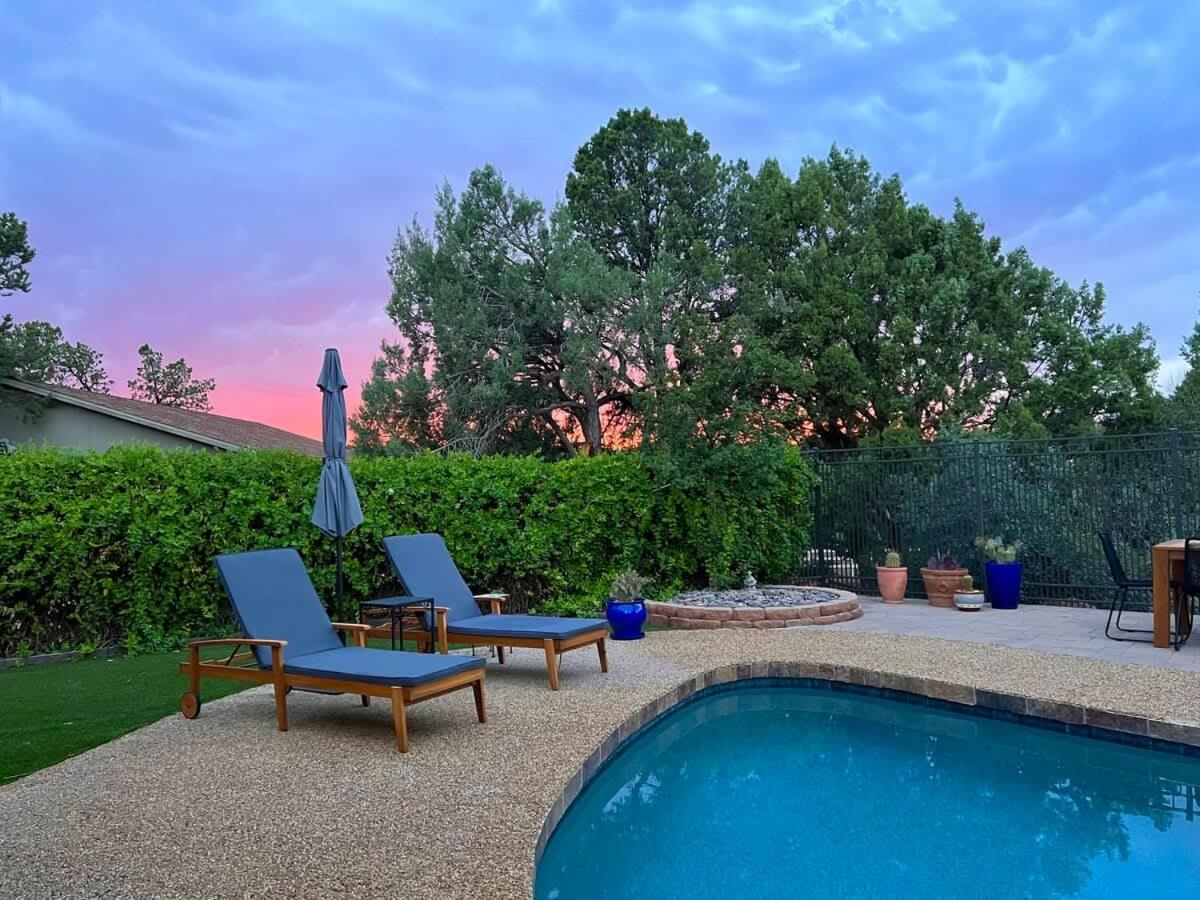 Prime Location With Hot Tub Pool And Views For Family Holiday home